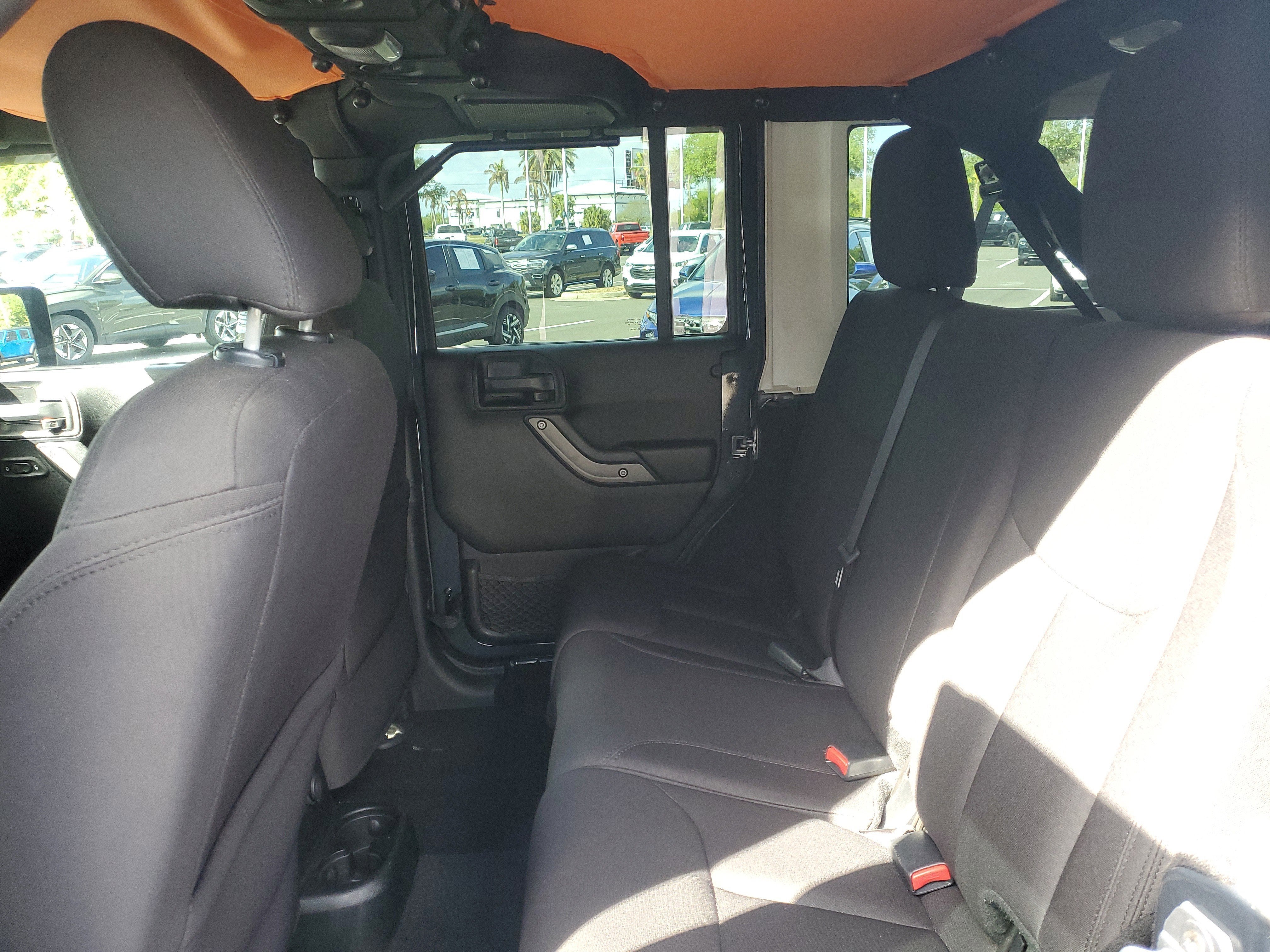 2017 Jeep Wrangler Unlimited Sport