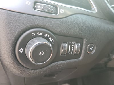 2019 Jeep Cherokee Base