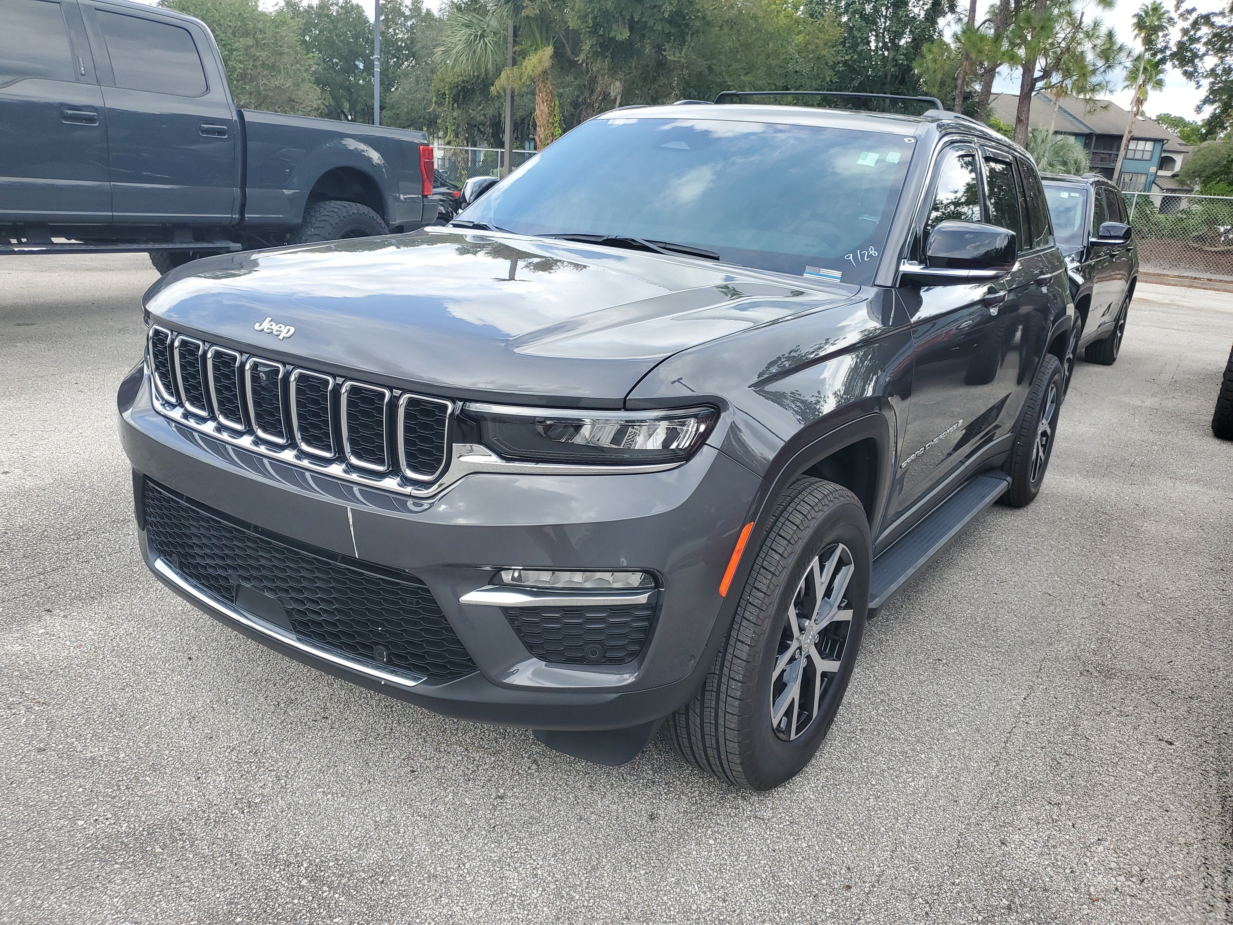 2025 Jeep Grand Cherokee Limited