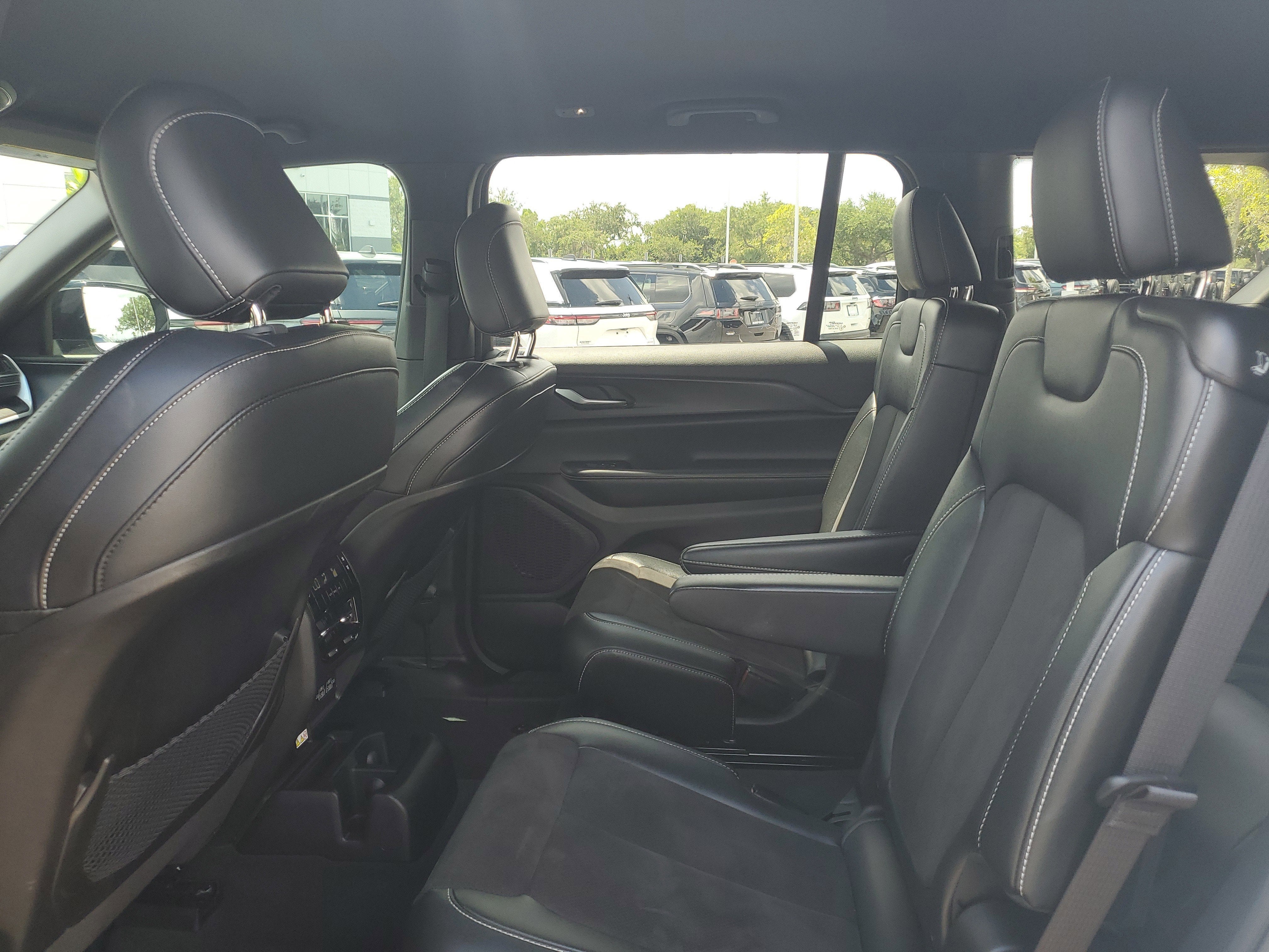 2024 Jeep Grand Cherokee L Altitude