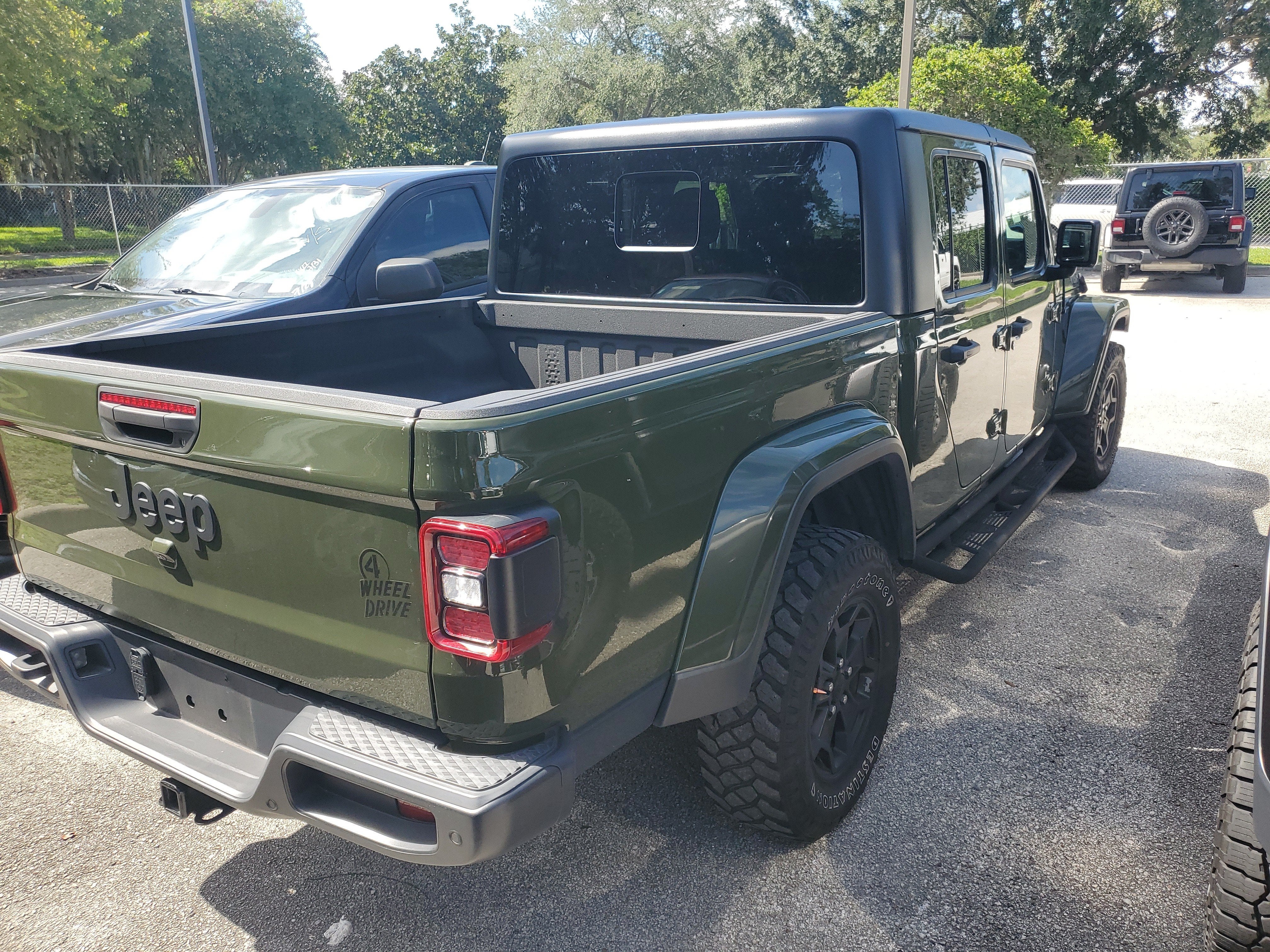 2021 Jeep Gladiator Willys