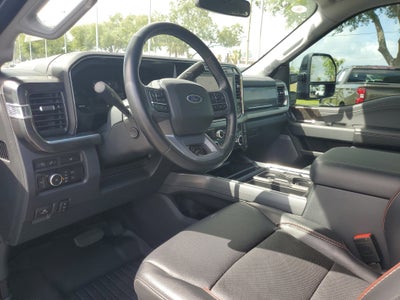 2024 Ford Super Duty F-350 SRW LARIAT