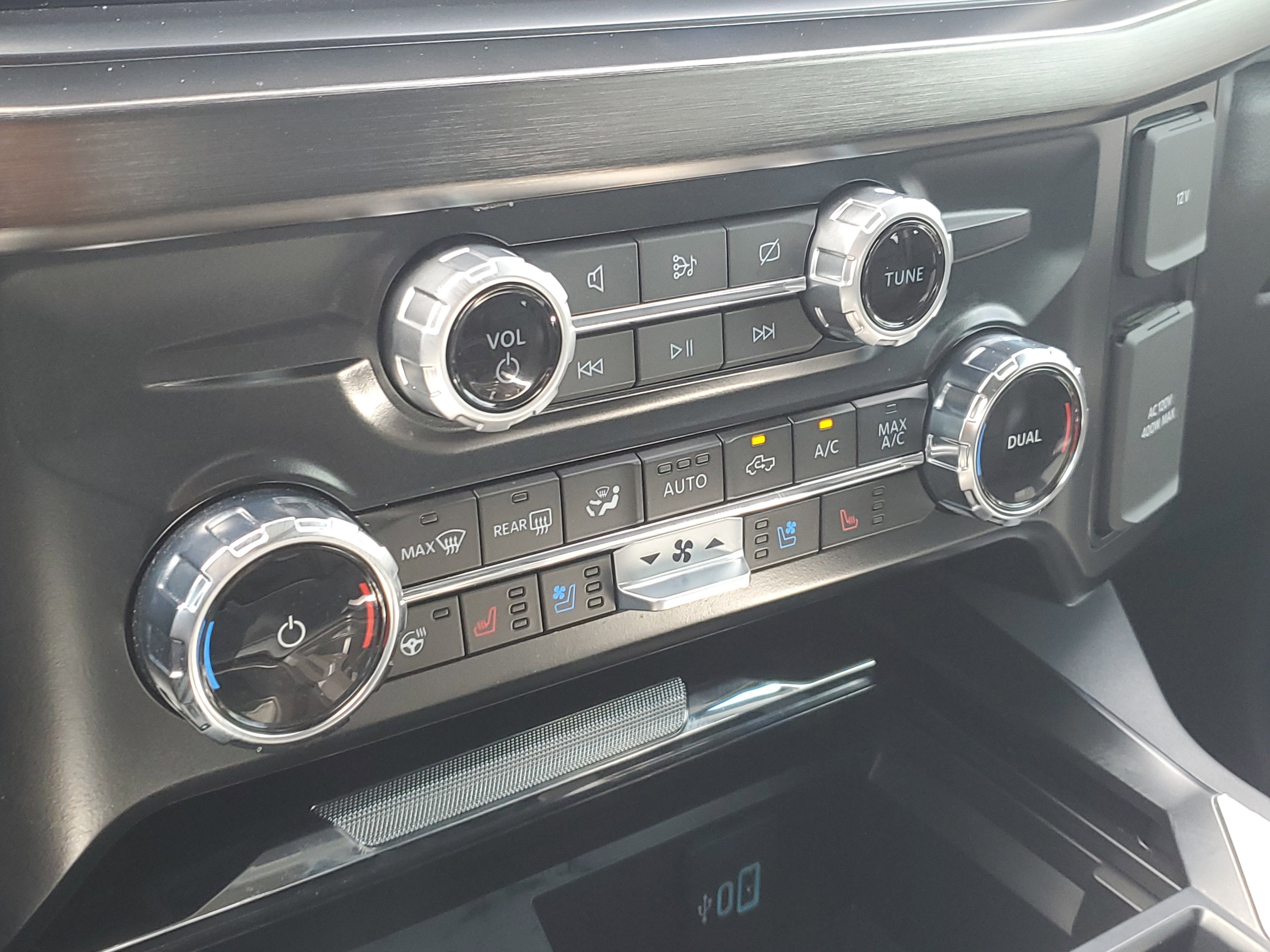 2024 Ford Super Duty F-350 SRW LARIAT