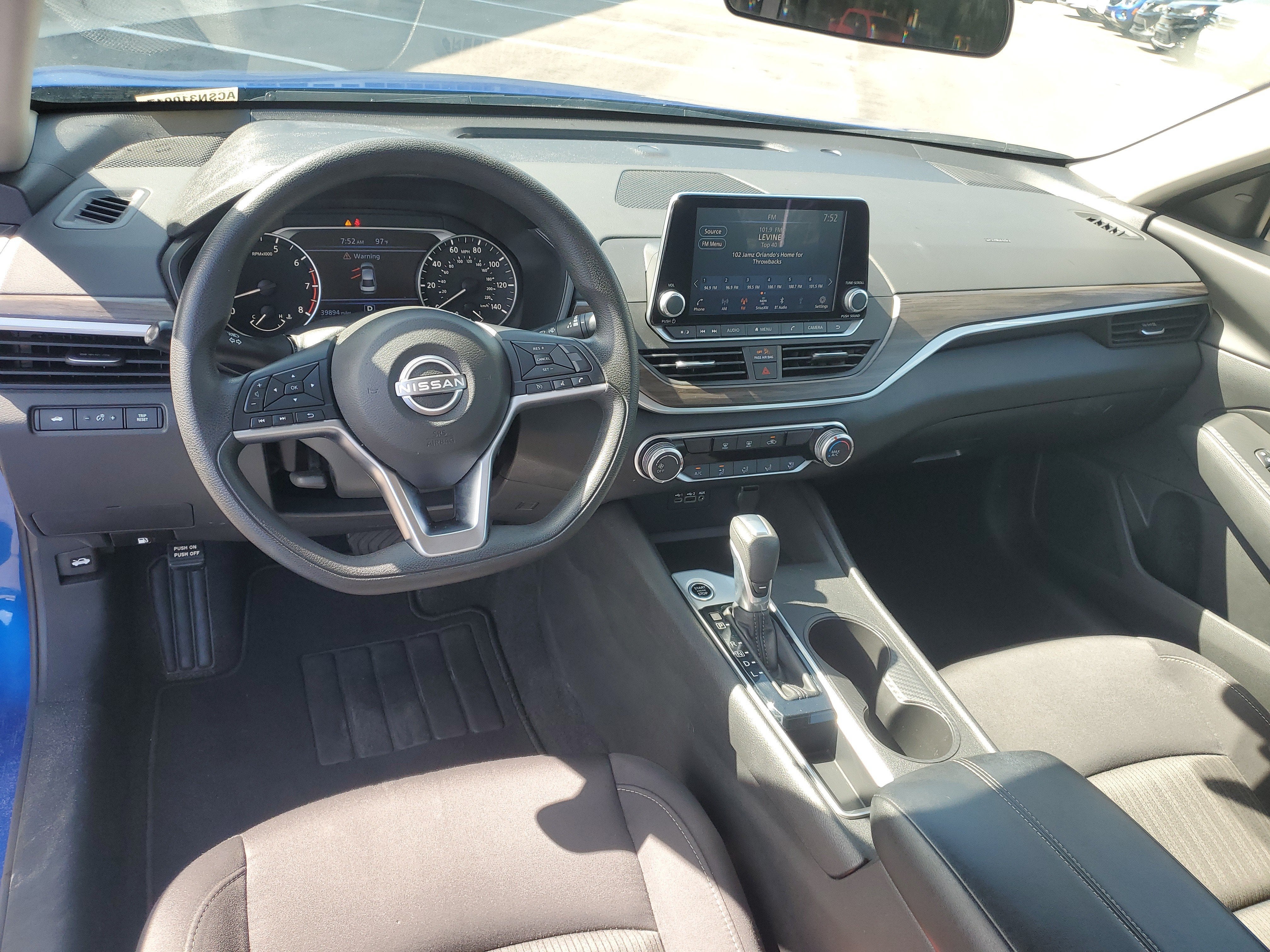 2025 Nissan Altima SV