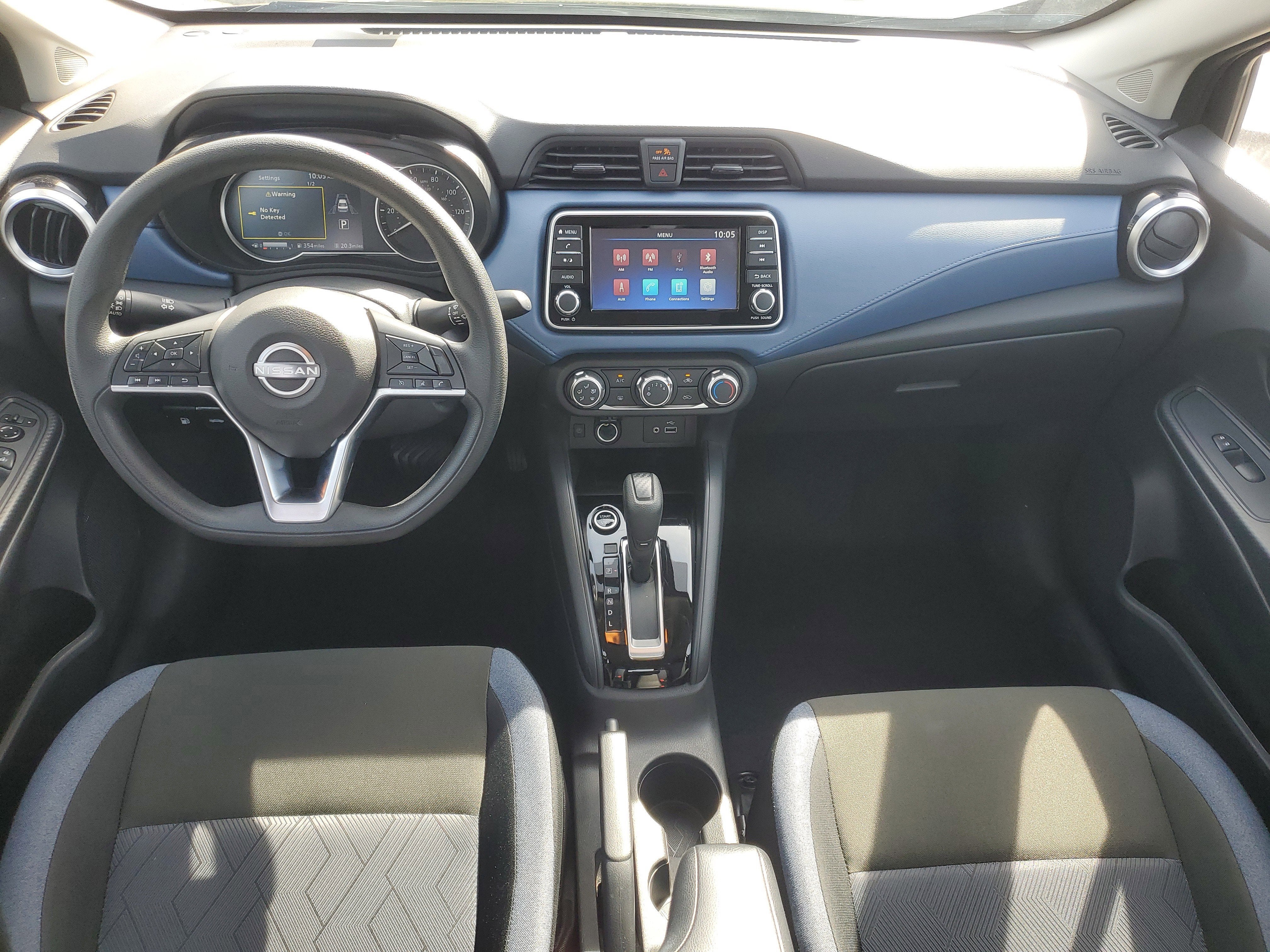 2025 Nissan Versa SV