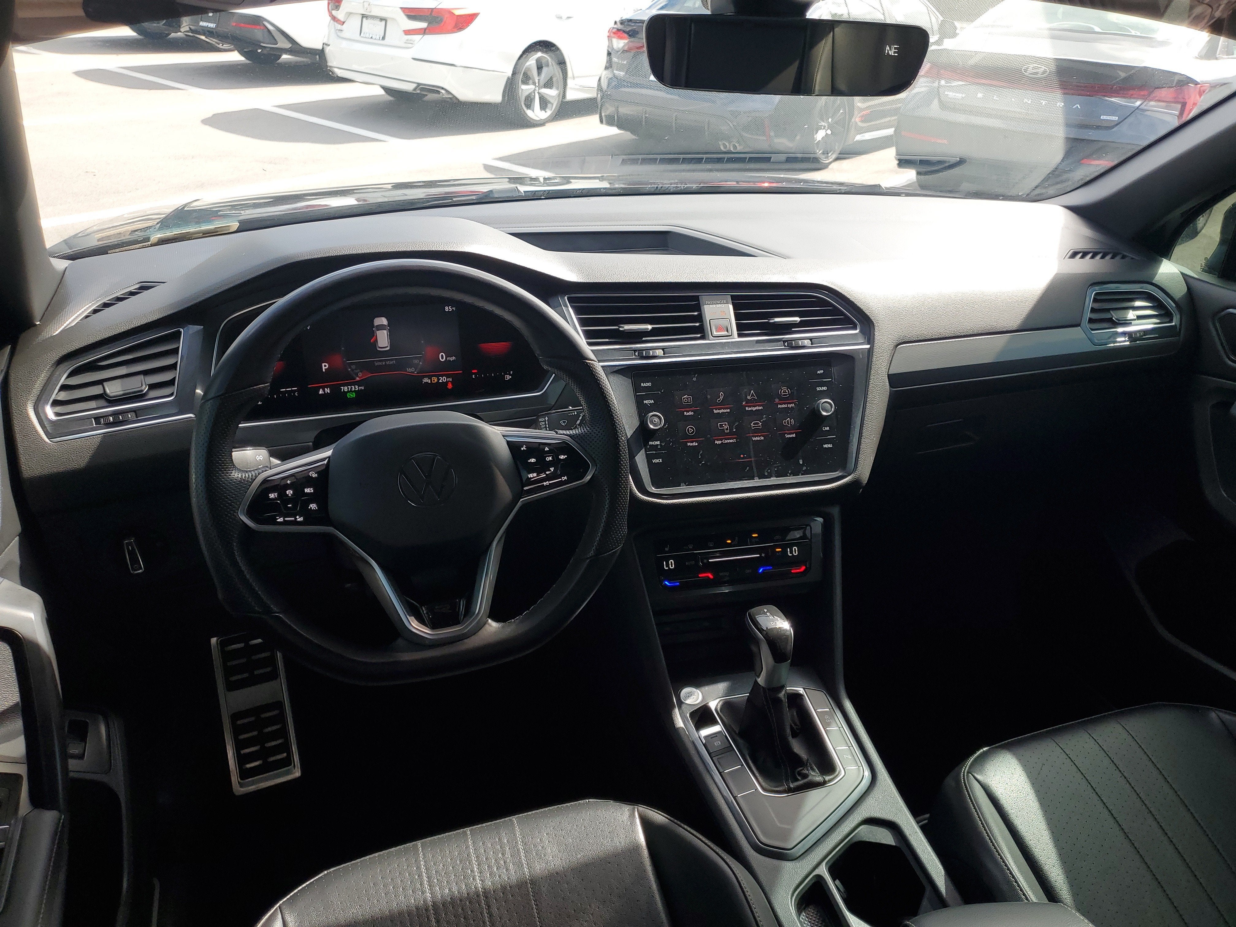 2022 Volkswagen Tiguan SE R-Line Black