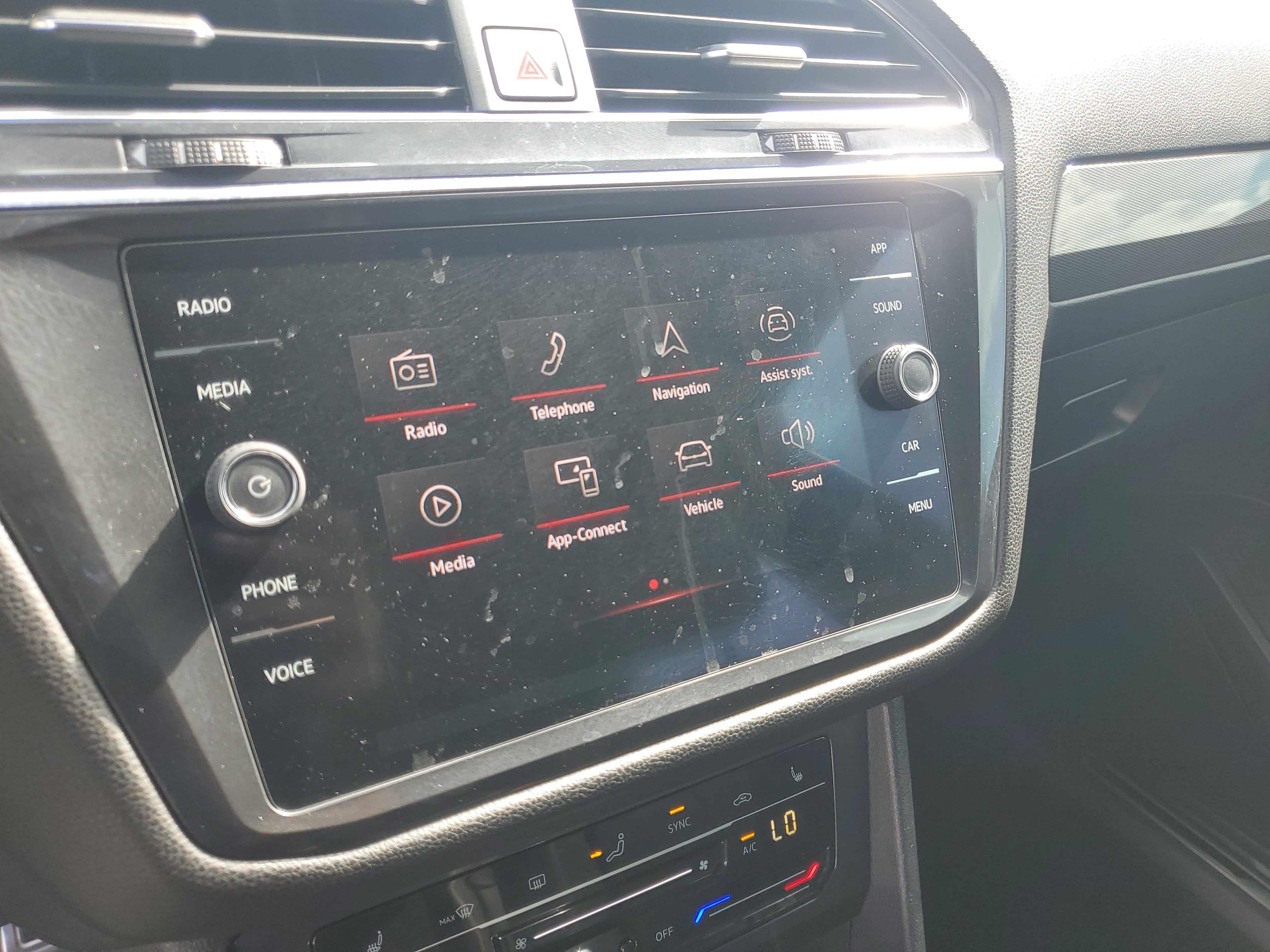 2022 Volkswagen Tiguan SE R-Line Black