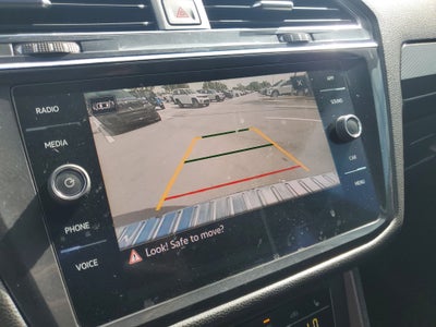 2022 Volkswagen Tiguan SE R-Line Black
