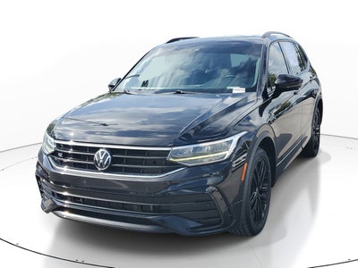 2022 Volkswagen Tiguan SE R-Line Black