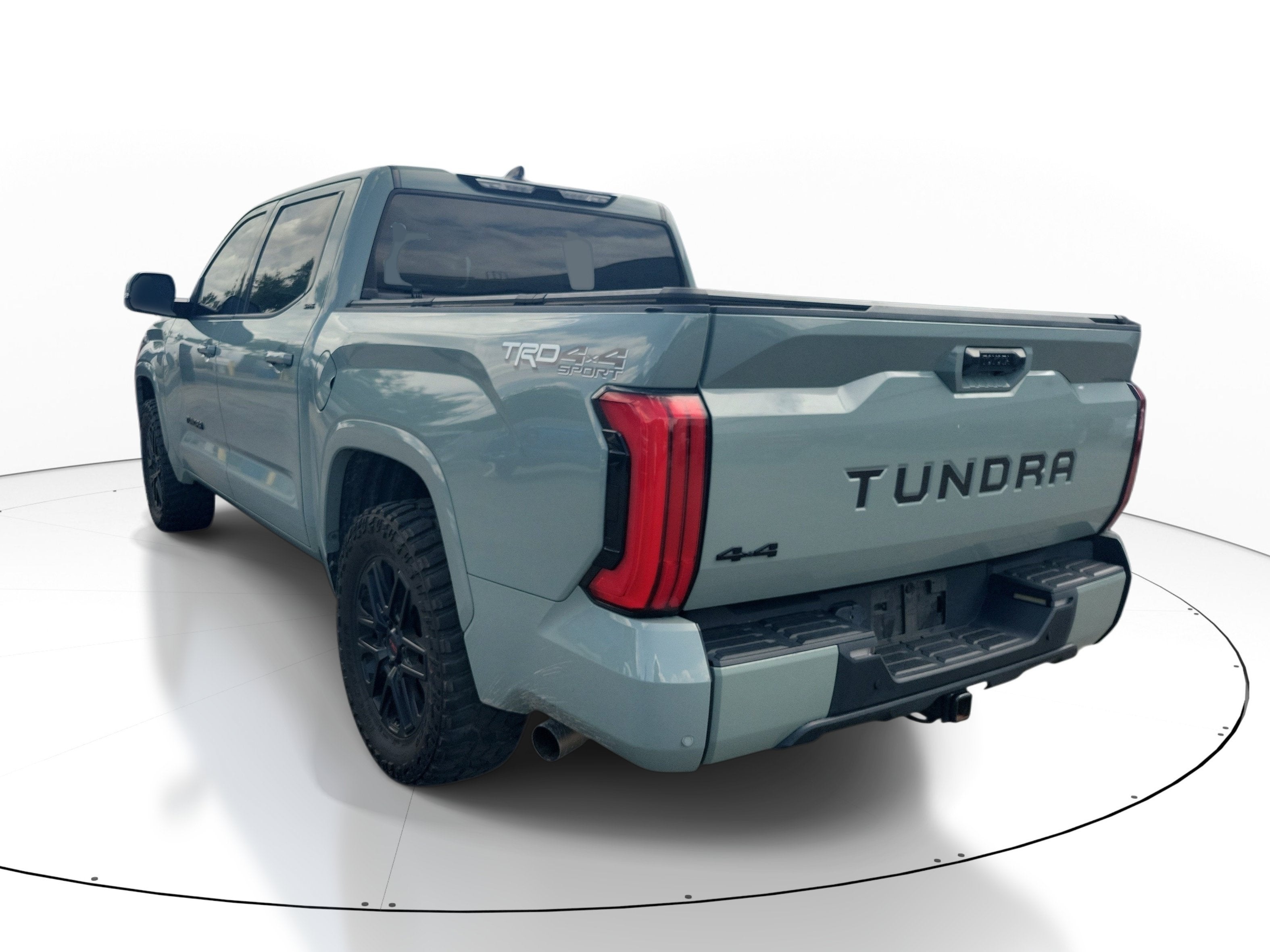 2022 Toyota Tundra 4WD SR5