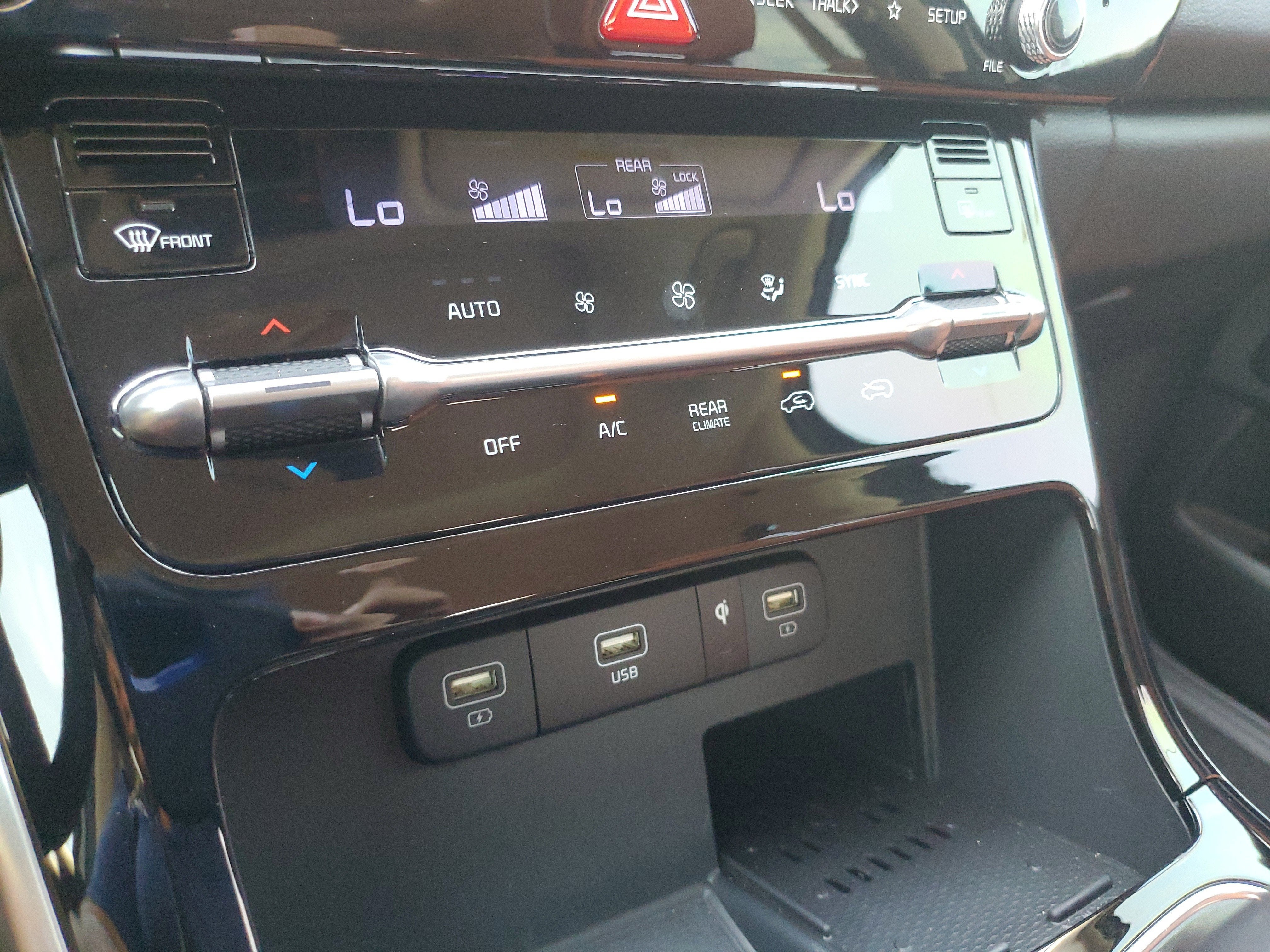 2024 Kia Carnival SX Prestige
