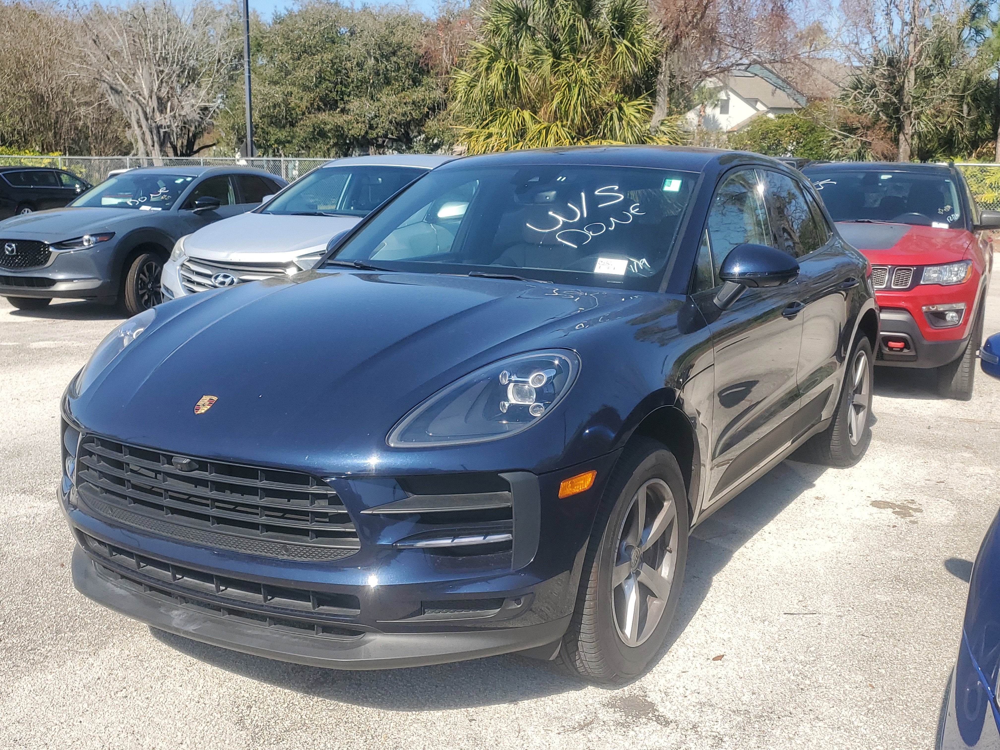2021 Porsche Macan AWD
