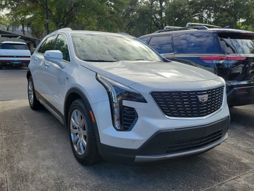 2023 Cadillac XT4 FWD Premium Luxury
