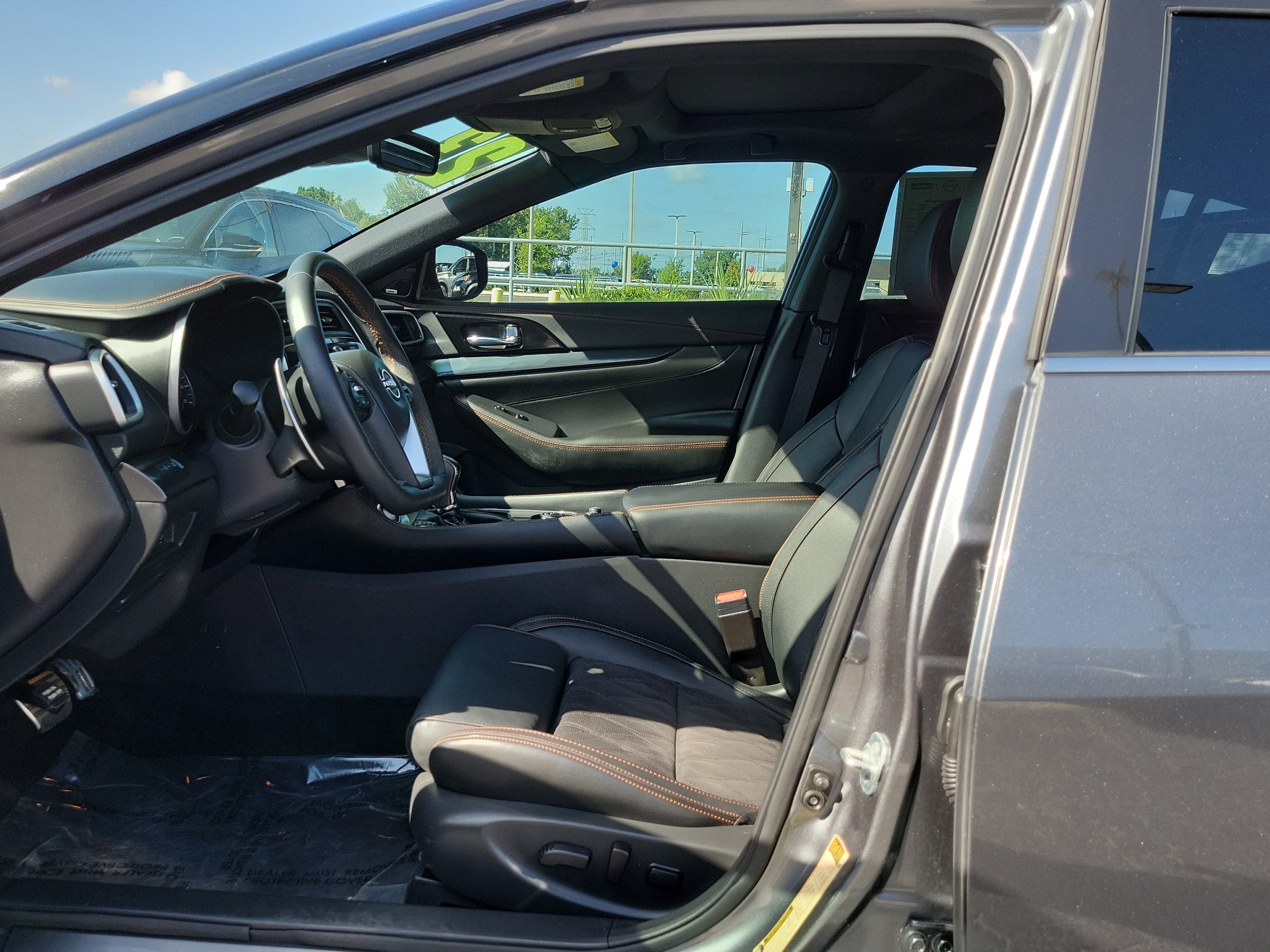 2023 Nissan Maxima SR