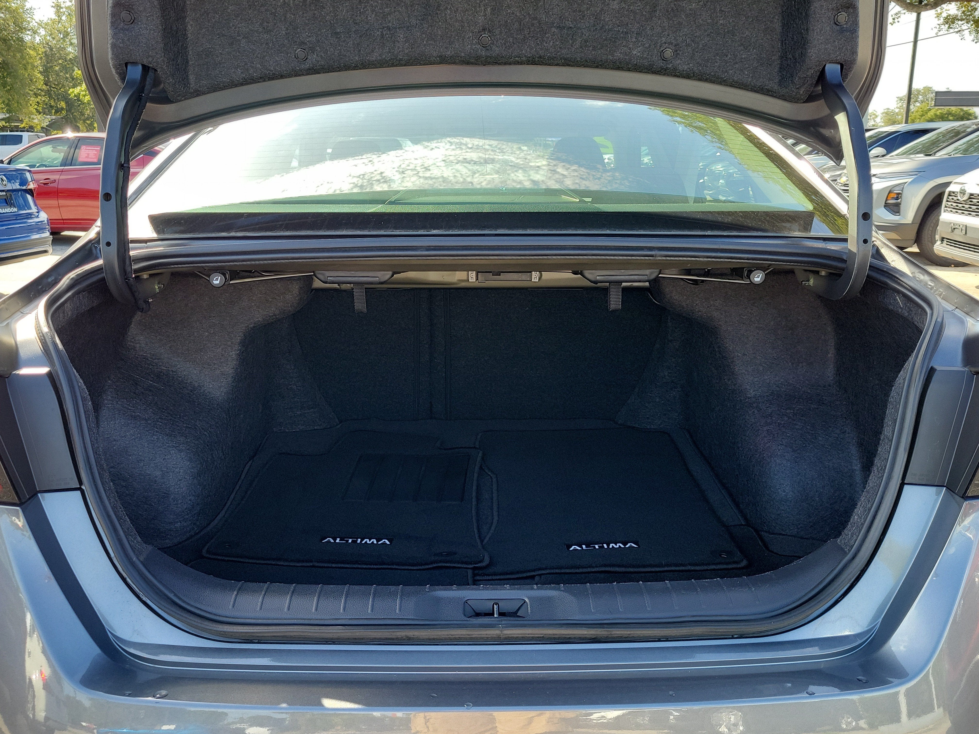 2025 Nissan Altima S