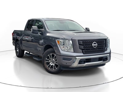 2023 Nissan Titan SV