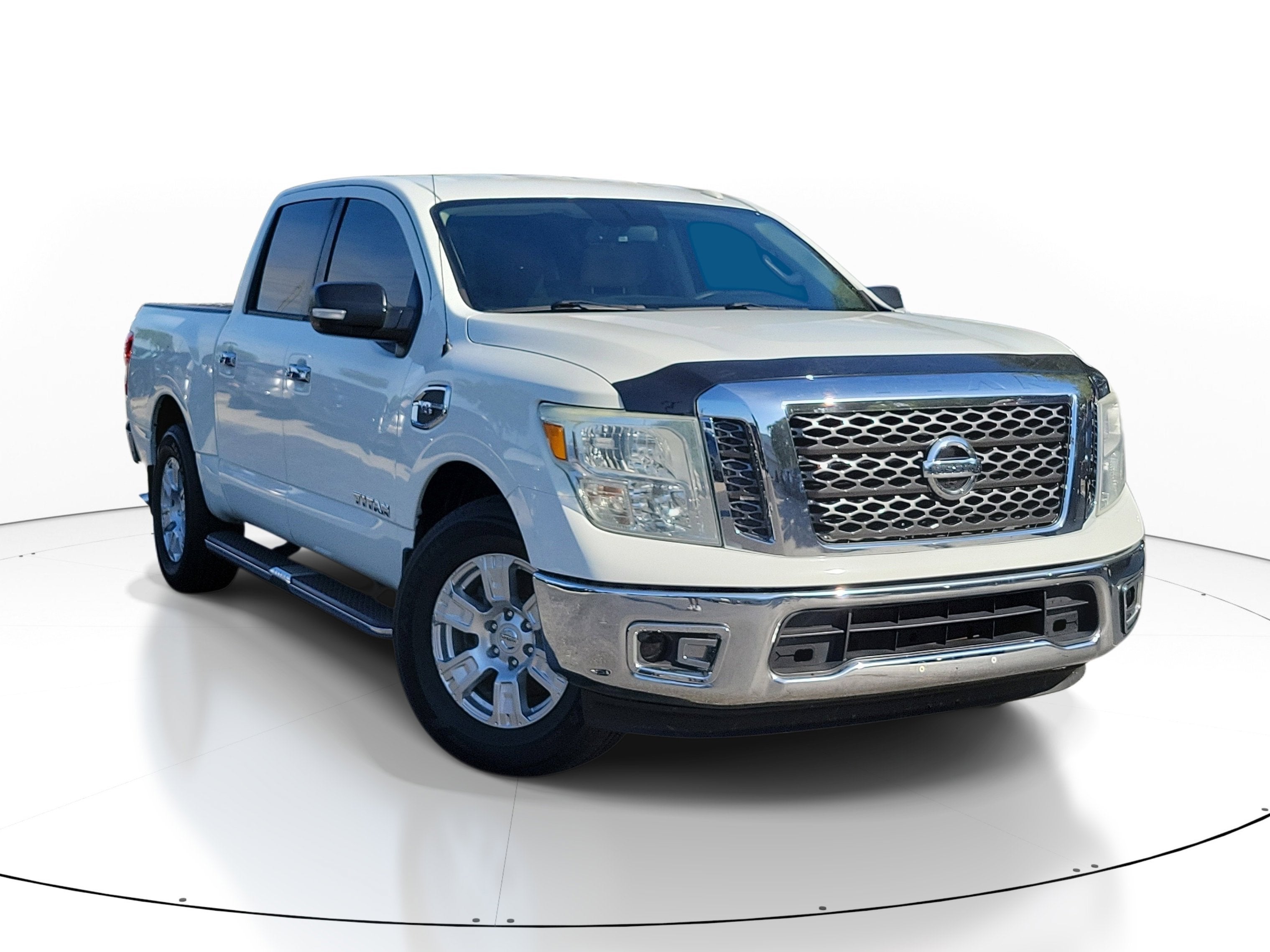 2017 Nissan Titan SV