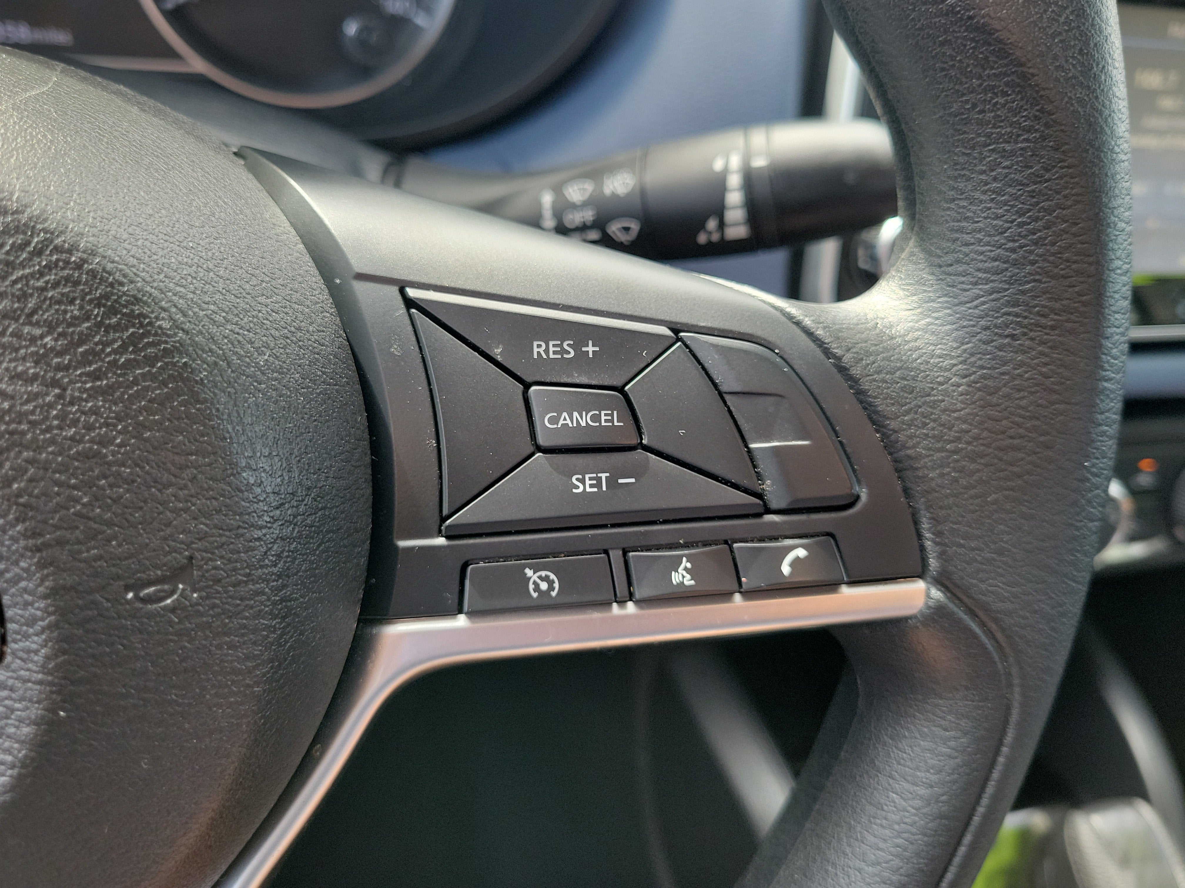 2024 Nissan Versa SV