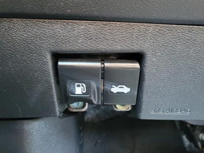 2024 Nissan Versa SR