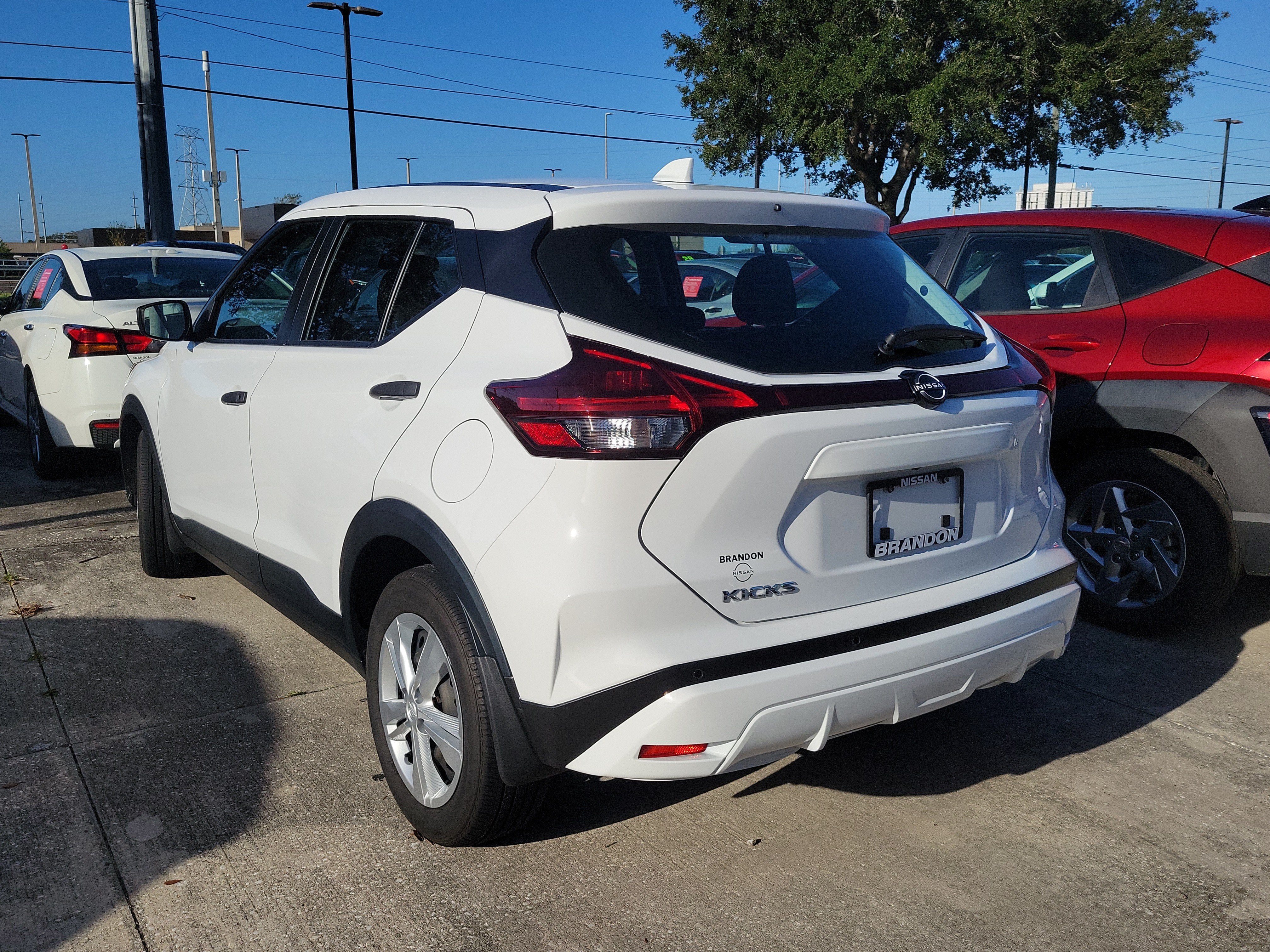 2025 Nissan Kicks Play S