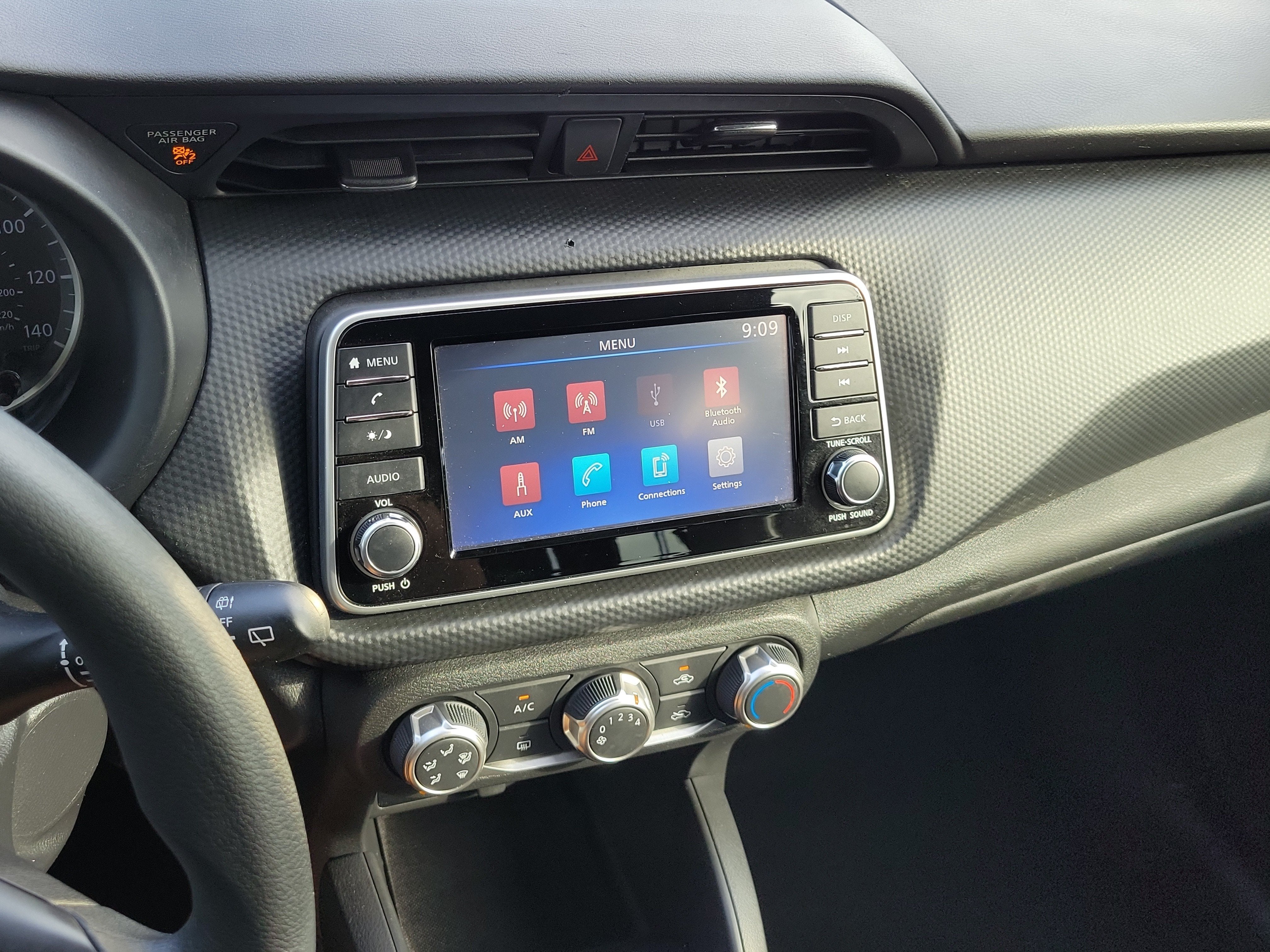 2023 Nissan Kicks S
