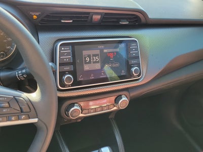 2020 Nissan Kicks SV