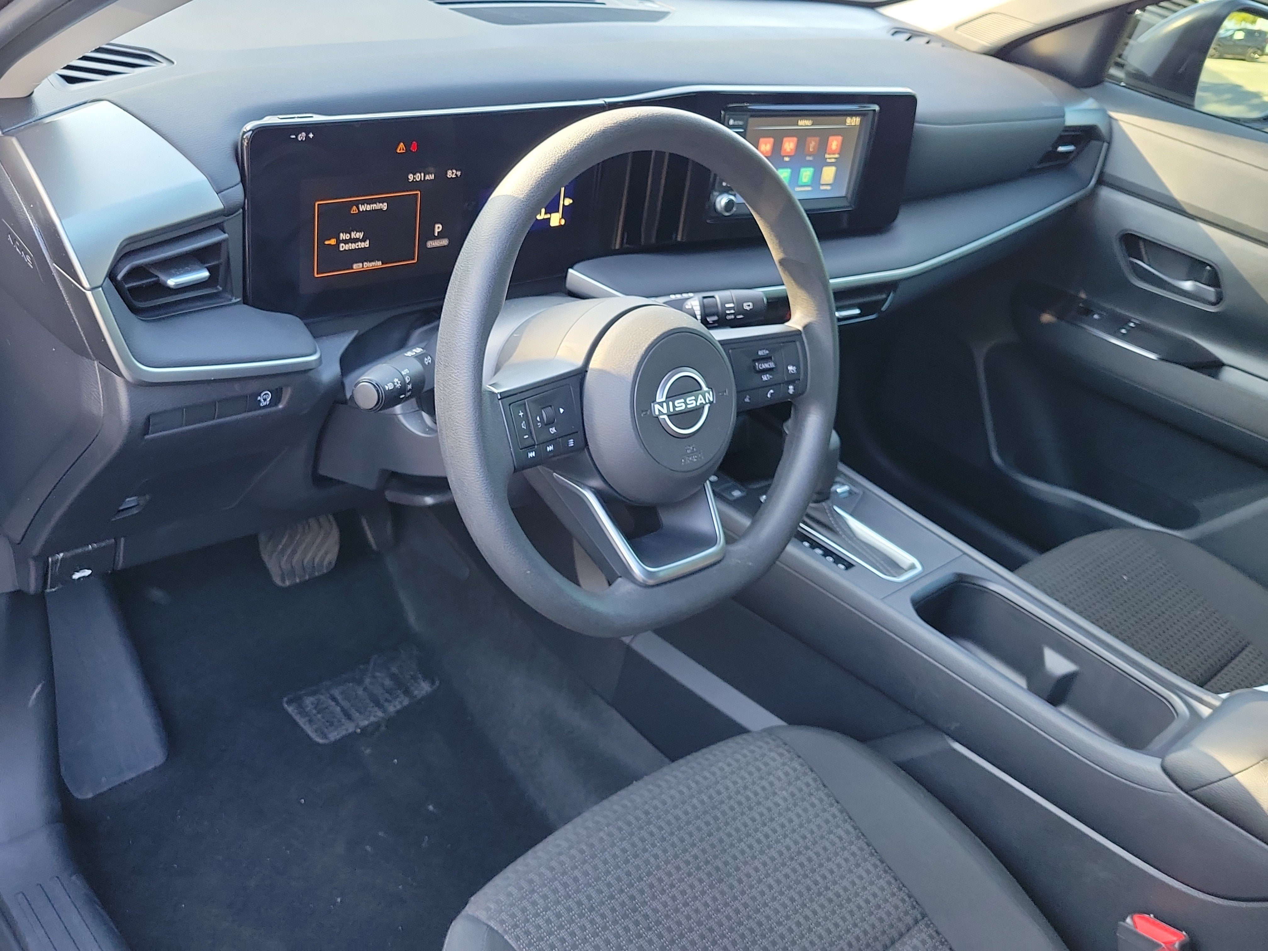 2025 Nissan Kicks S