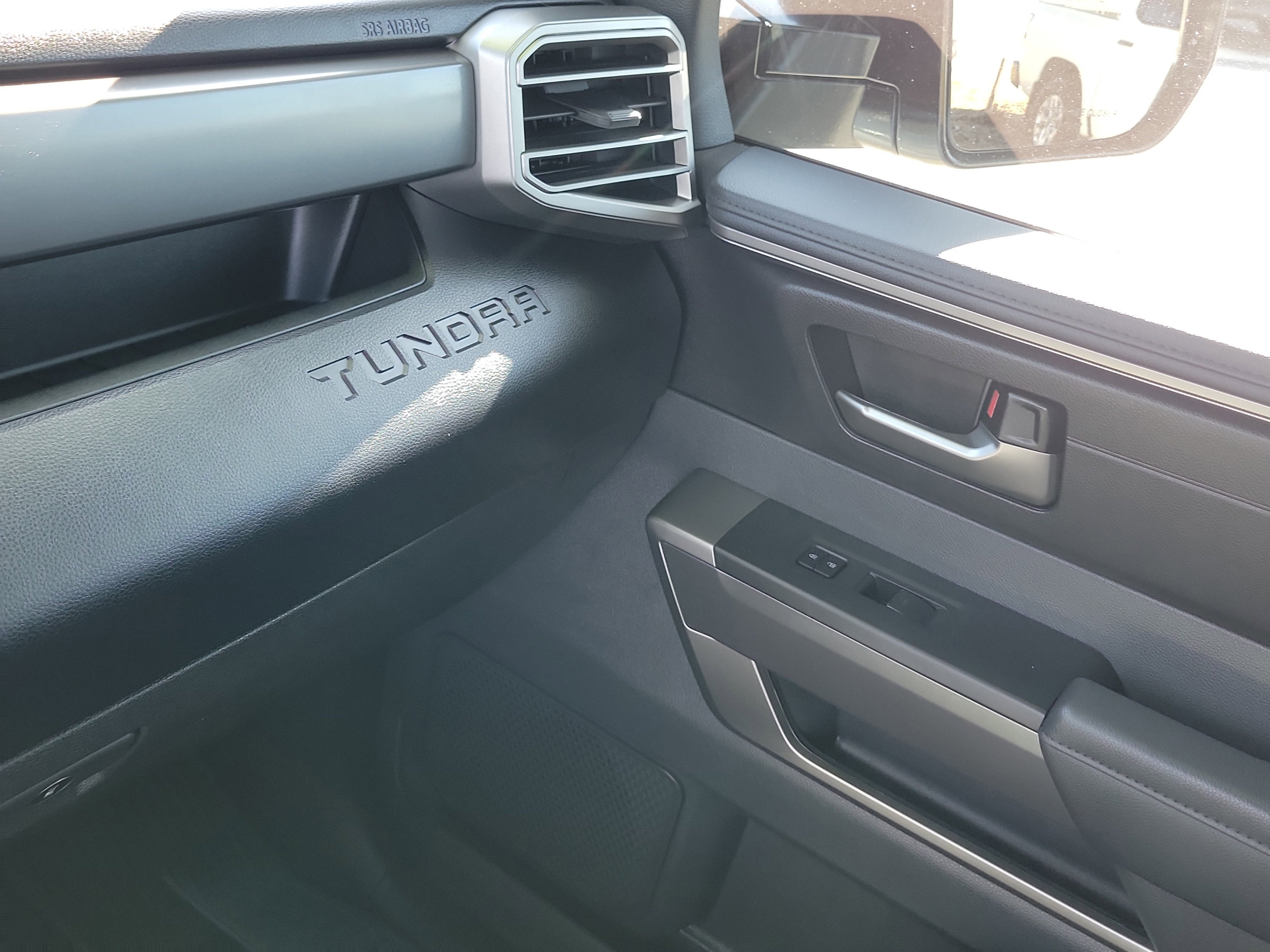 2024 Toyota Tundra 2WD SR5