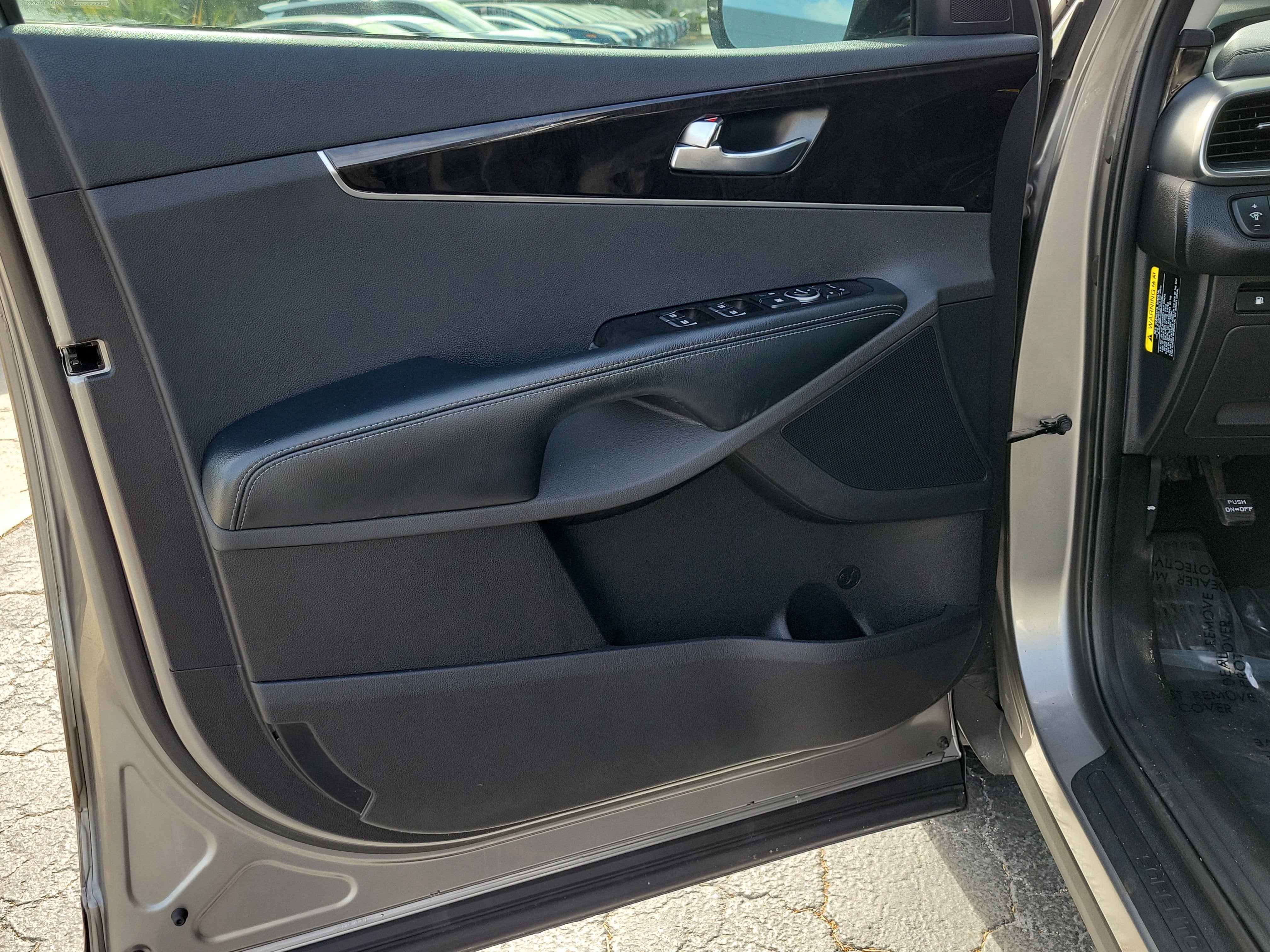 2018 Kia Sorento EX V6