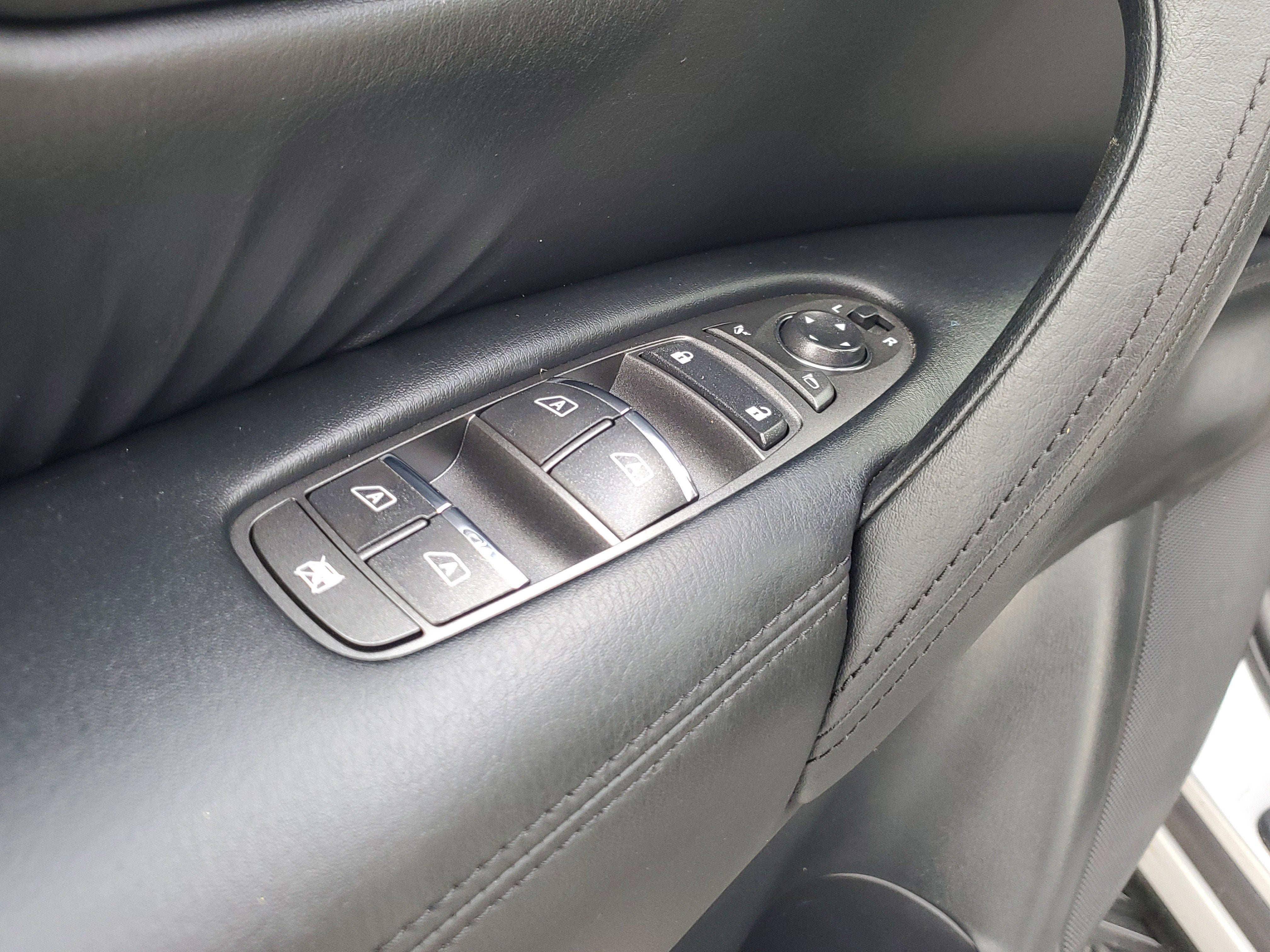 2021 Nissan Armada SV