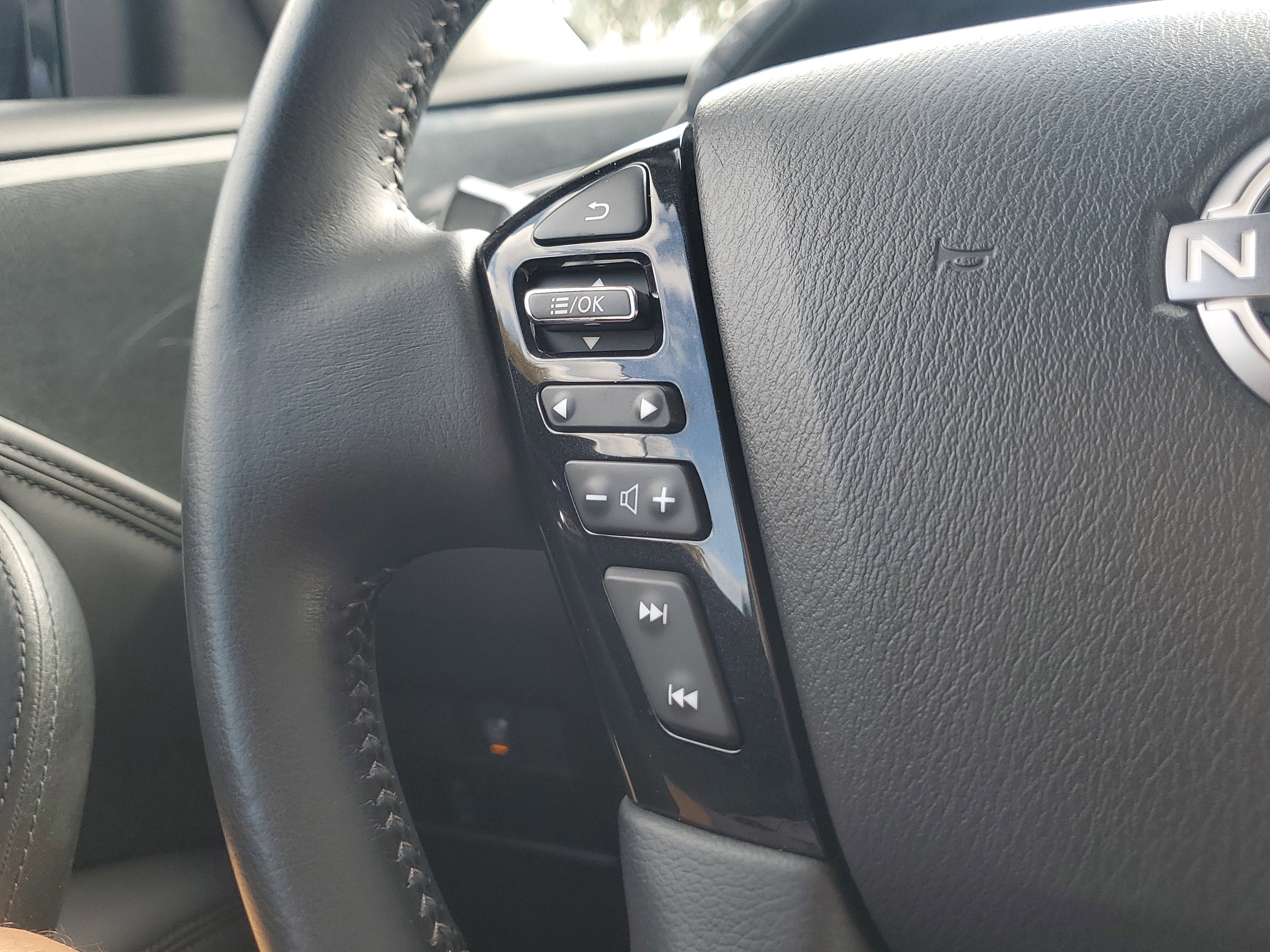 2021 Nissan Armada SV