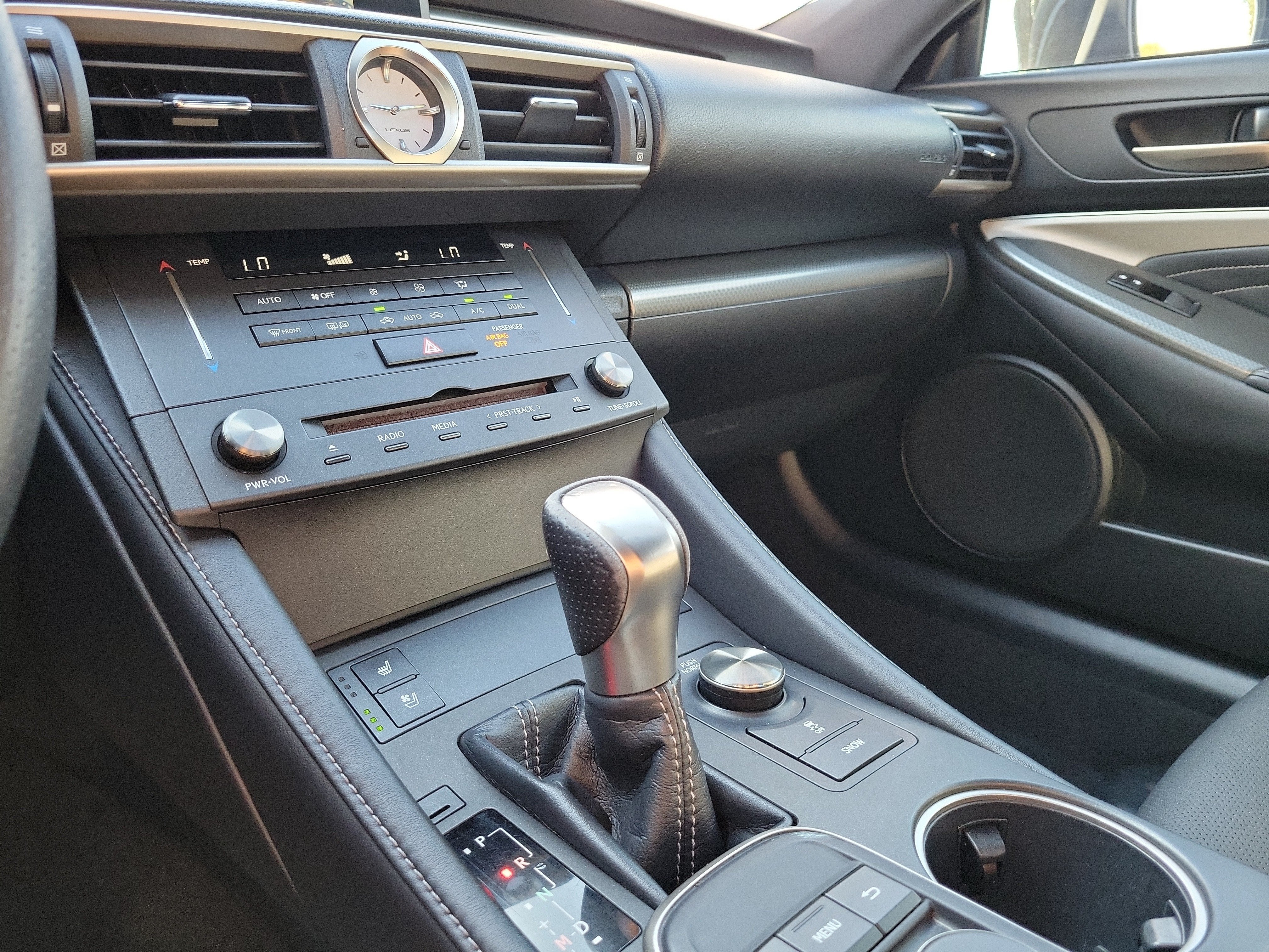 2017 Lexus RC 200t