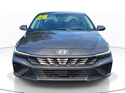 2025 Hyundai Elantra SEL Convenience