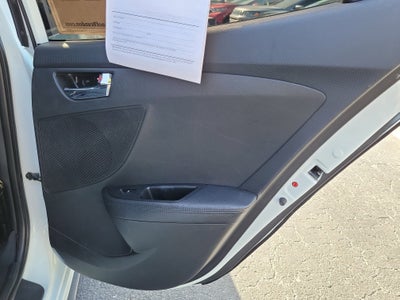 2014 Hyundai Veloster Base