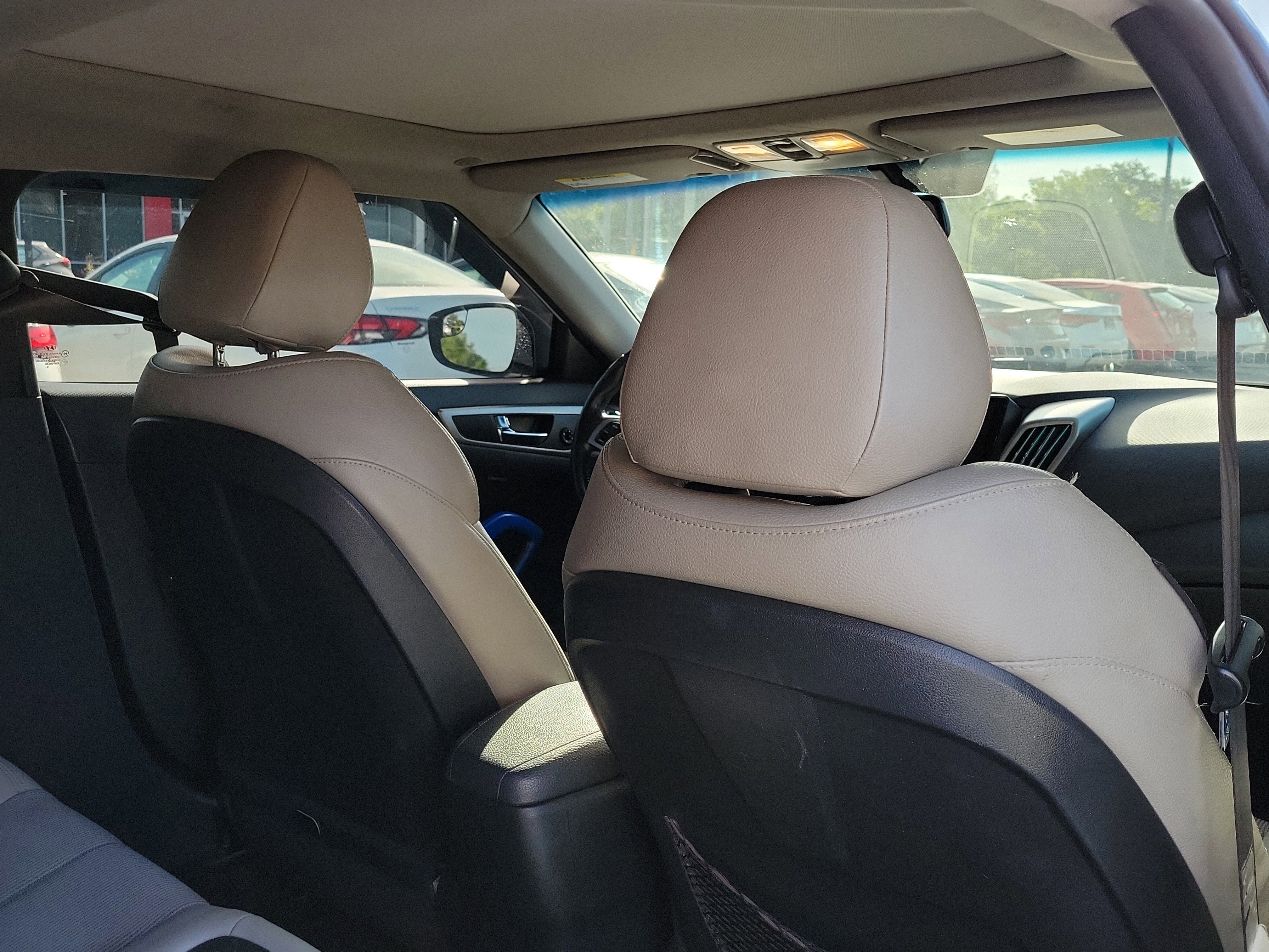 2014 Hyundai Veloster Base