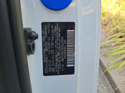 2014 Hyundai Veloster Base