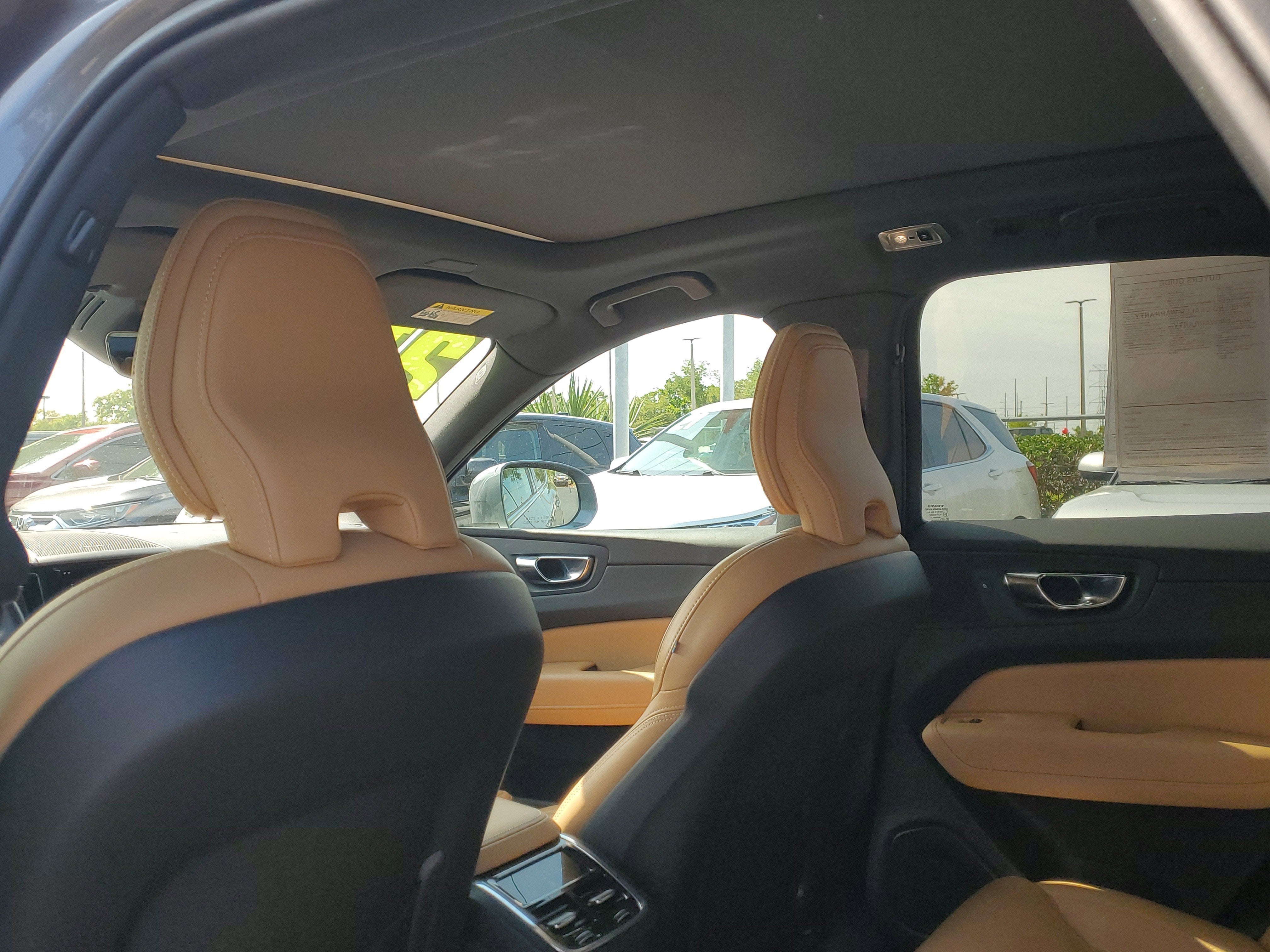 2021 Volvo XC60 Inscription