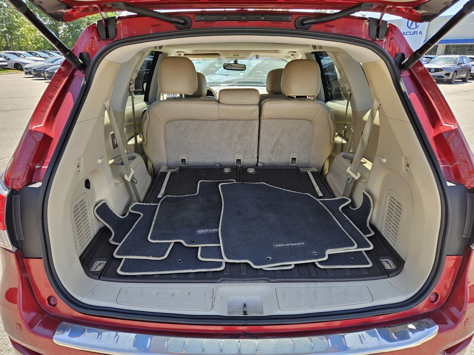 2015 Nissan Pathfinder SL
