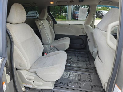 2015 Toyota Sienna LE AAS