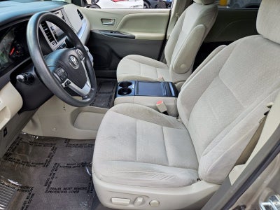 2015 Toyota Sienna LE AAS