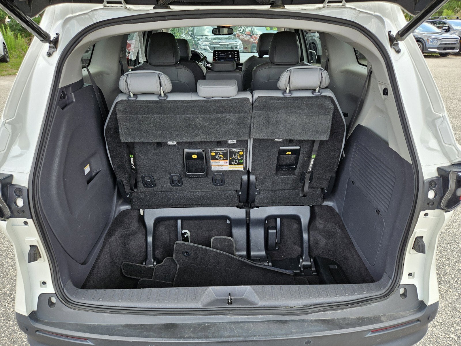 2021 Toyota Sienna XLE