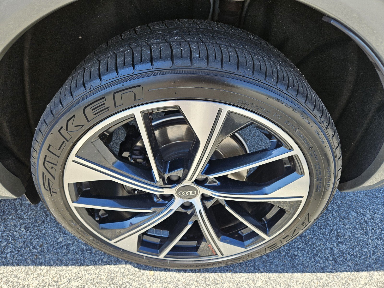 2024 Audi SQ5 Premium Plus