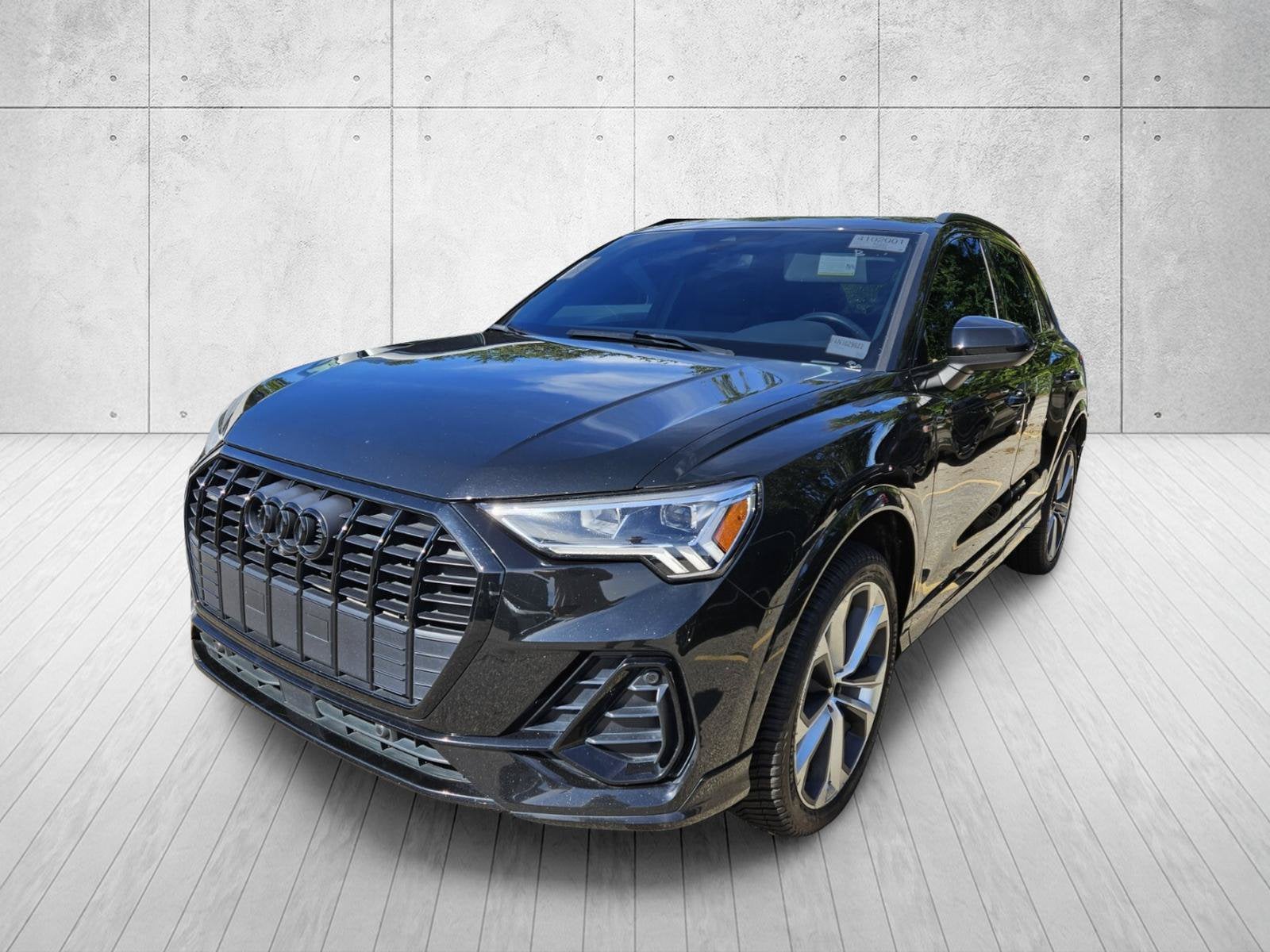 2022 Audi Q3 S line Premium Plus