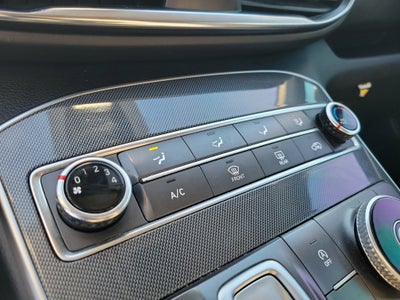 2022 Hyundai Santa Fe SE