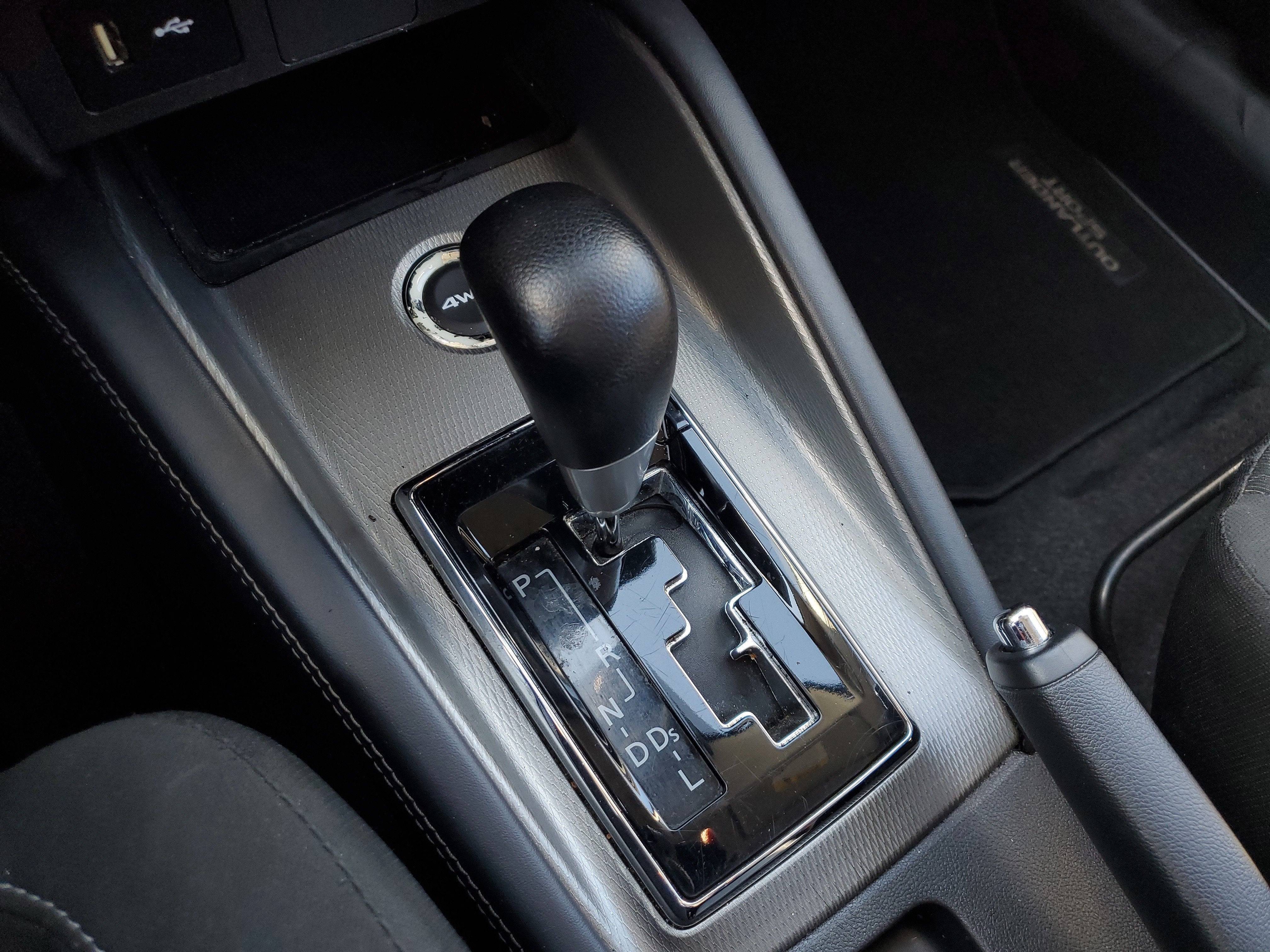 2023 Mitsubishi Outlander Sport Base
