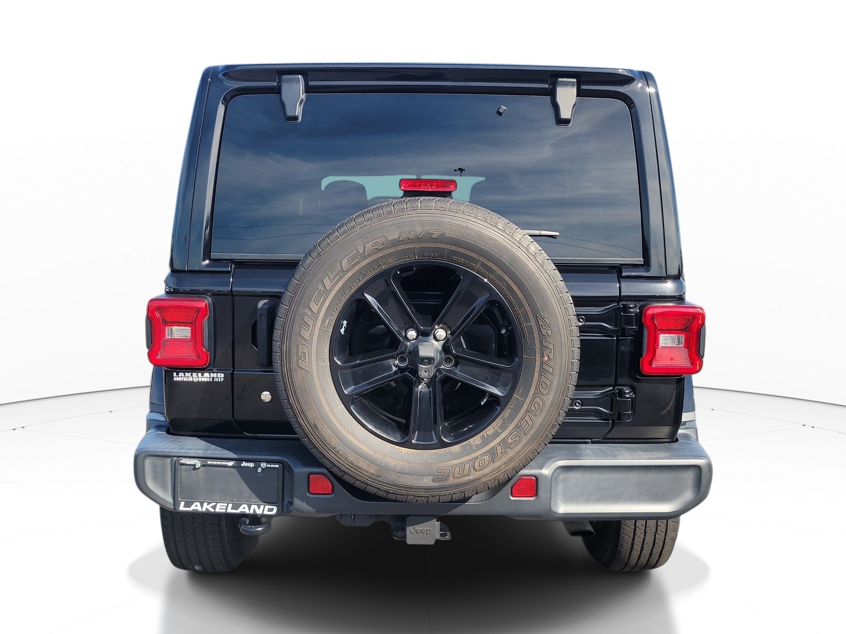 2020 Jeep Wrangler Unlimited Sahara Altitude