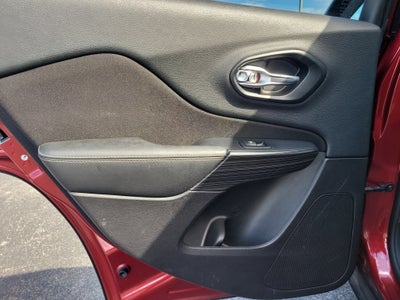 2015 Jeep Cherokee Sport