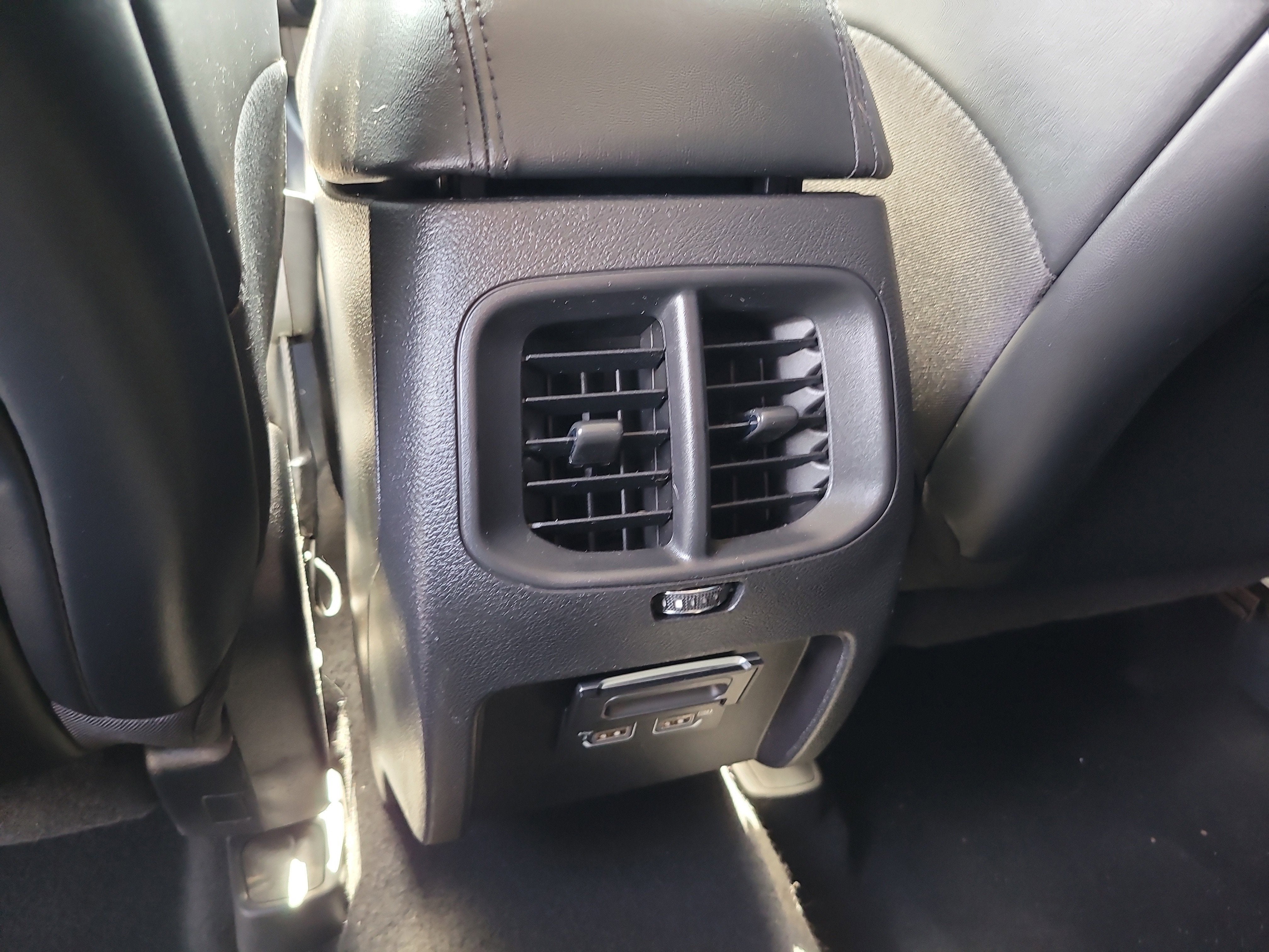 2020 Jeep Cherokee Altitude