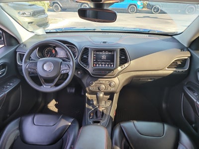2022 Jeep Cherokee Trailhawk