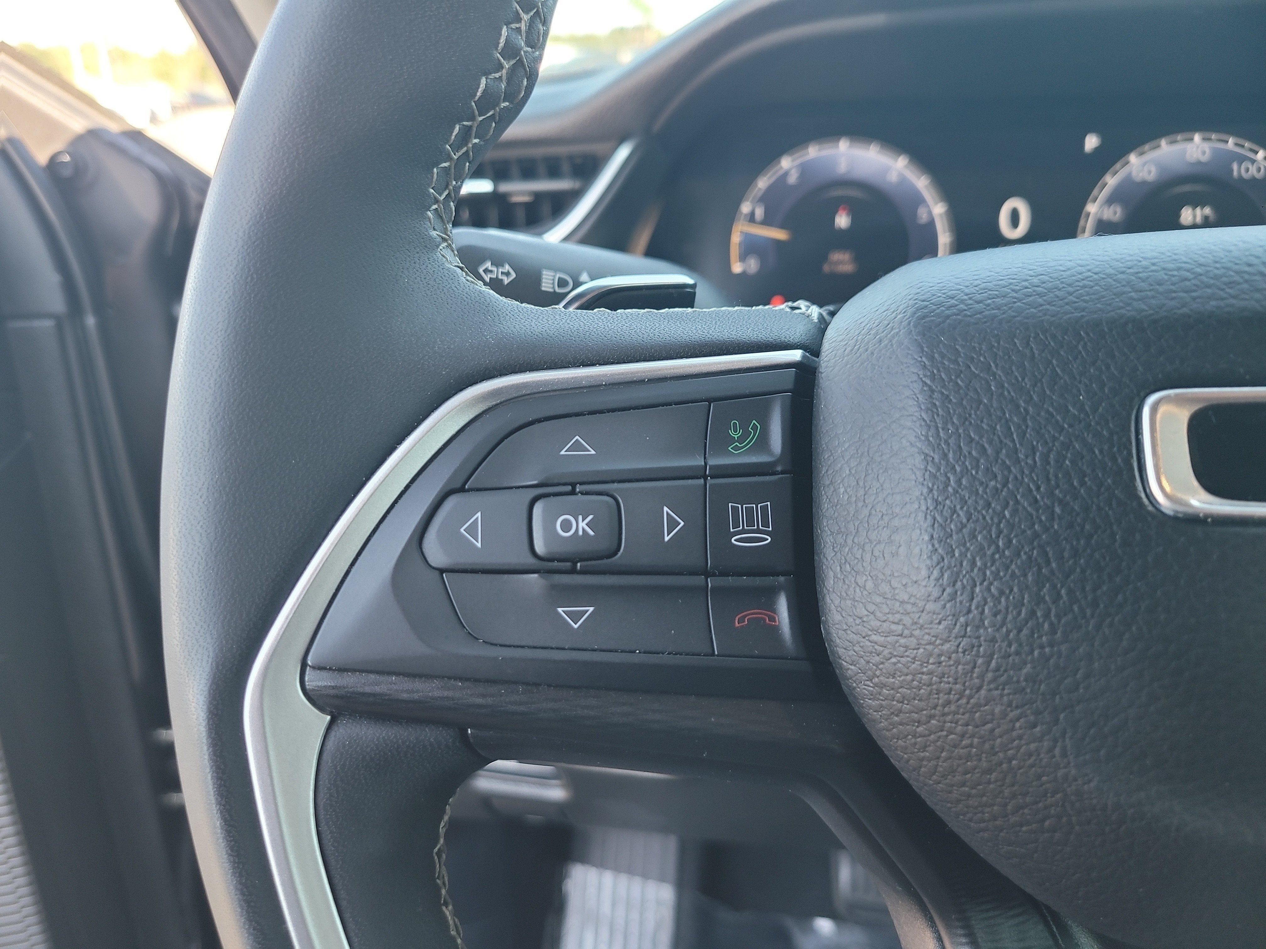 2023 Jeep Grand Cherokee Laredo